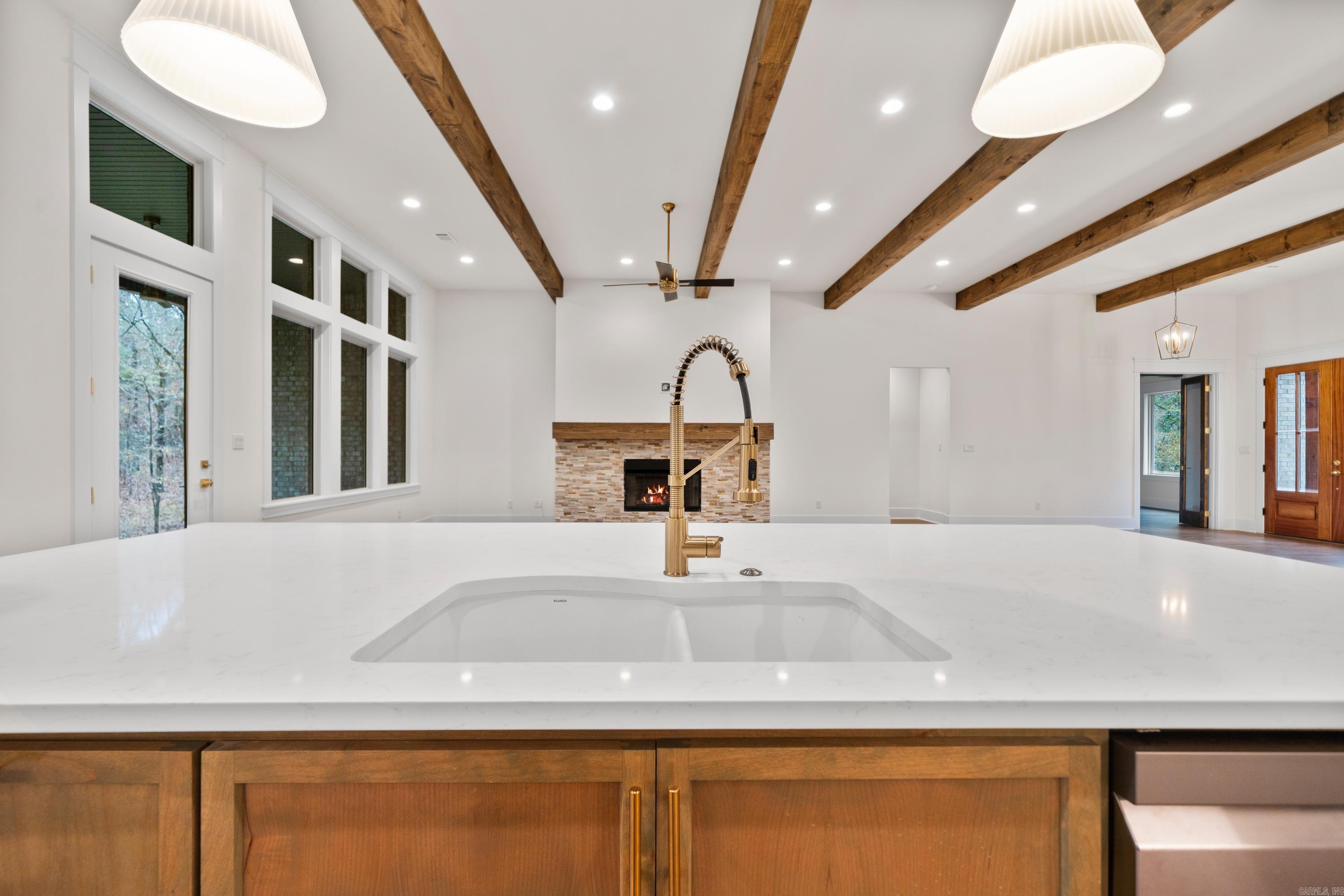189 Waterview