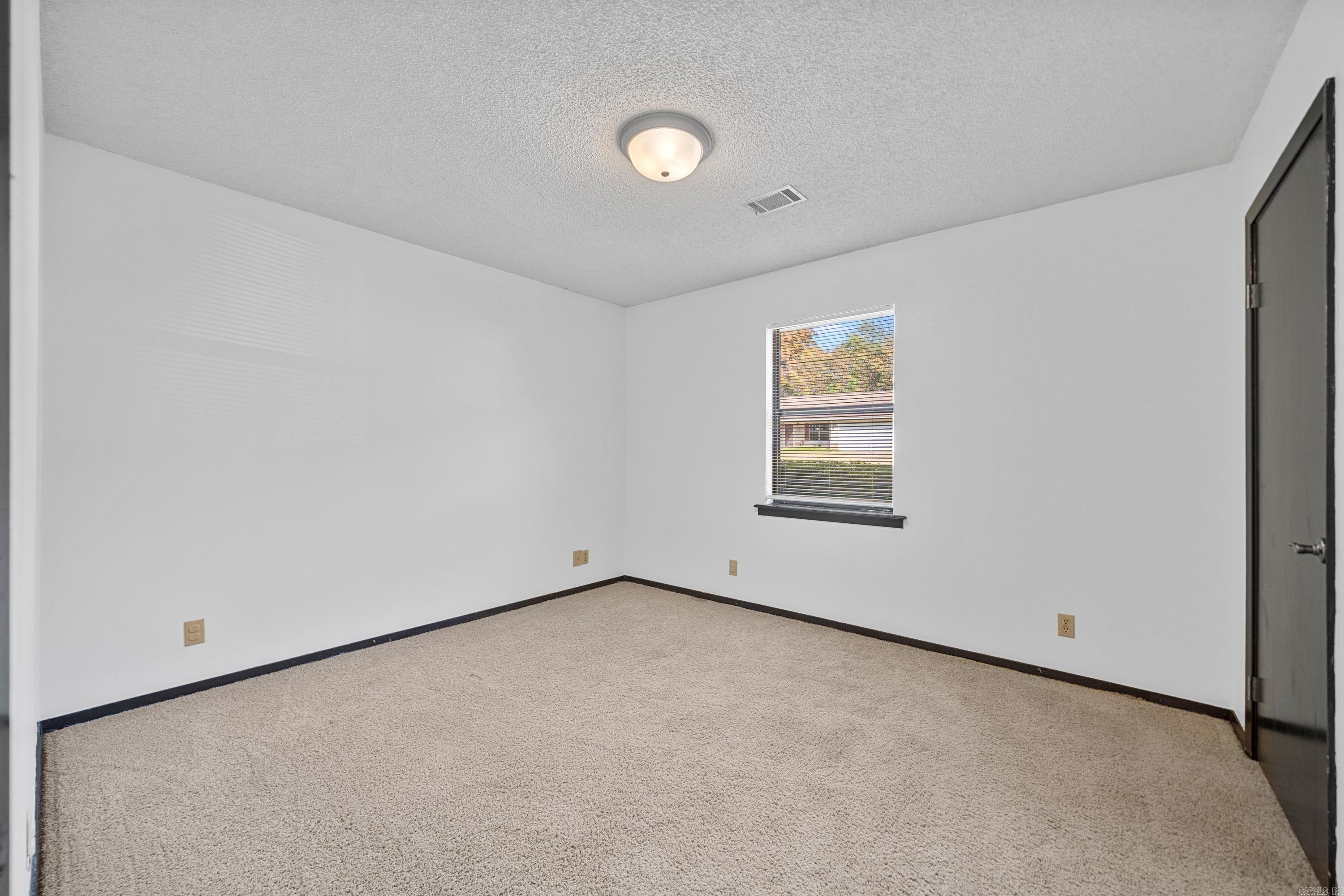 104 Scotch Court