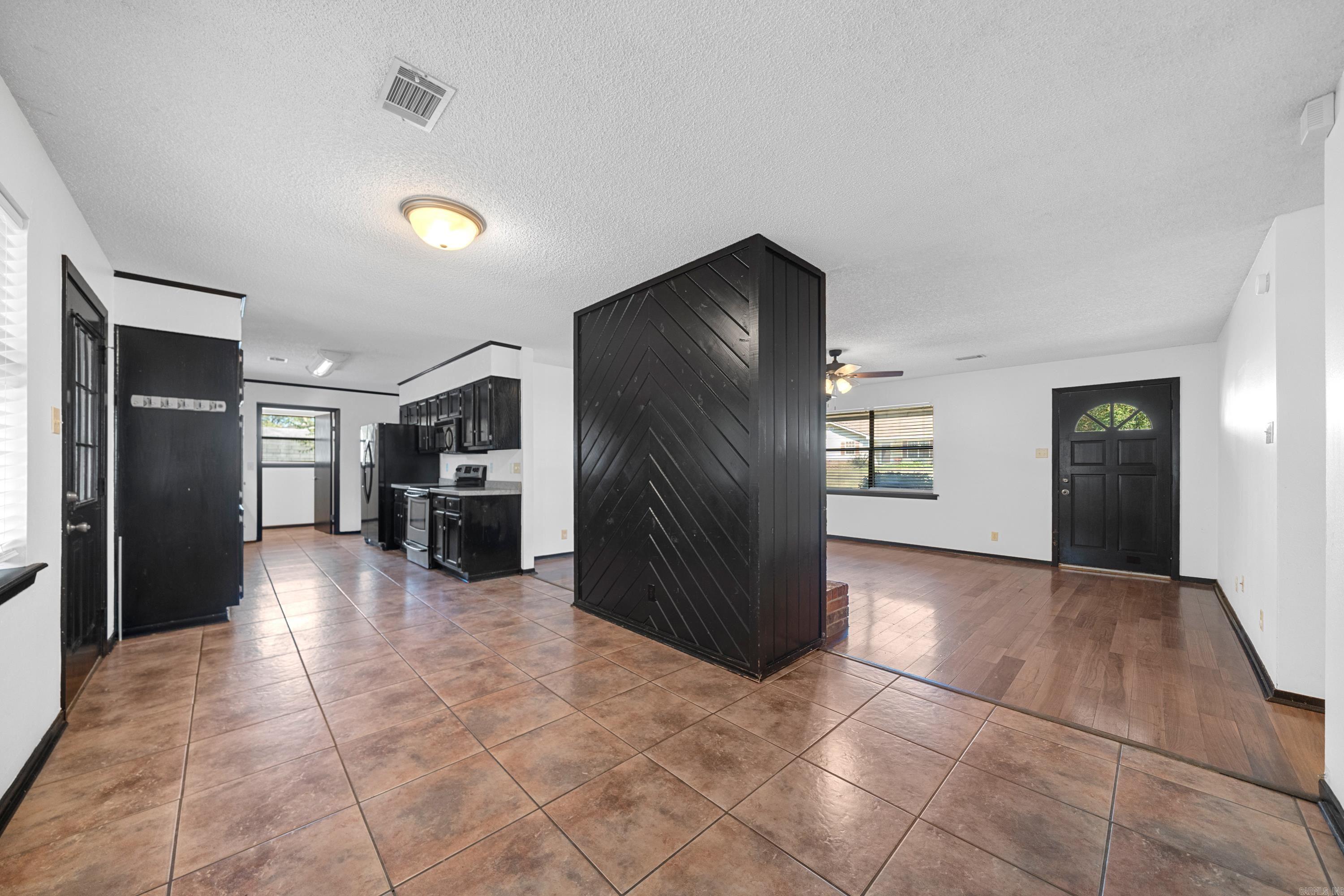 104 Scotch Court