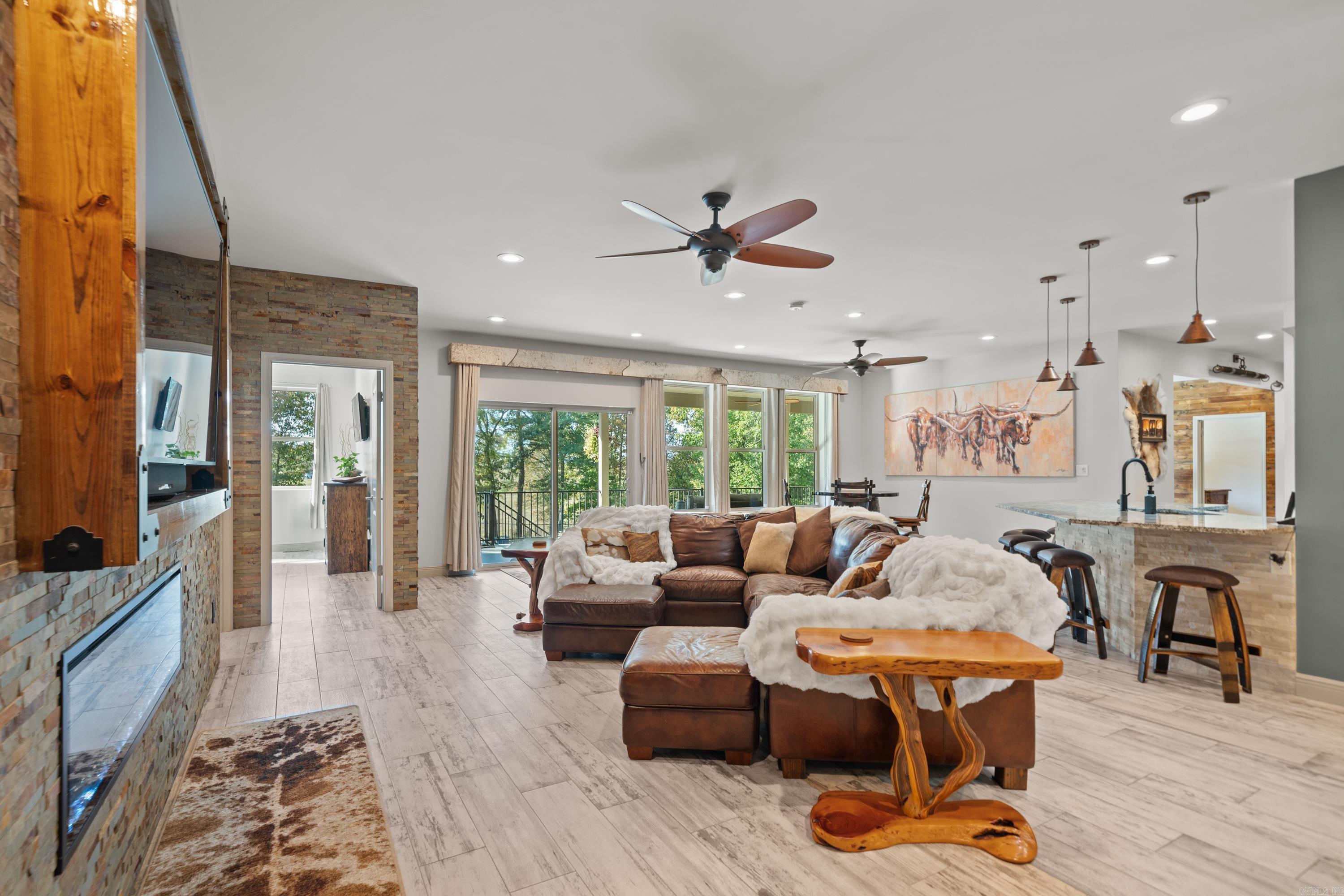 118 Rustic Ridge Court