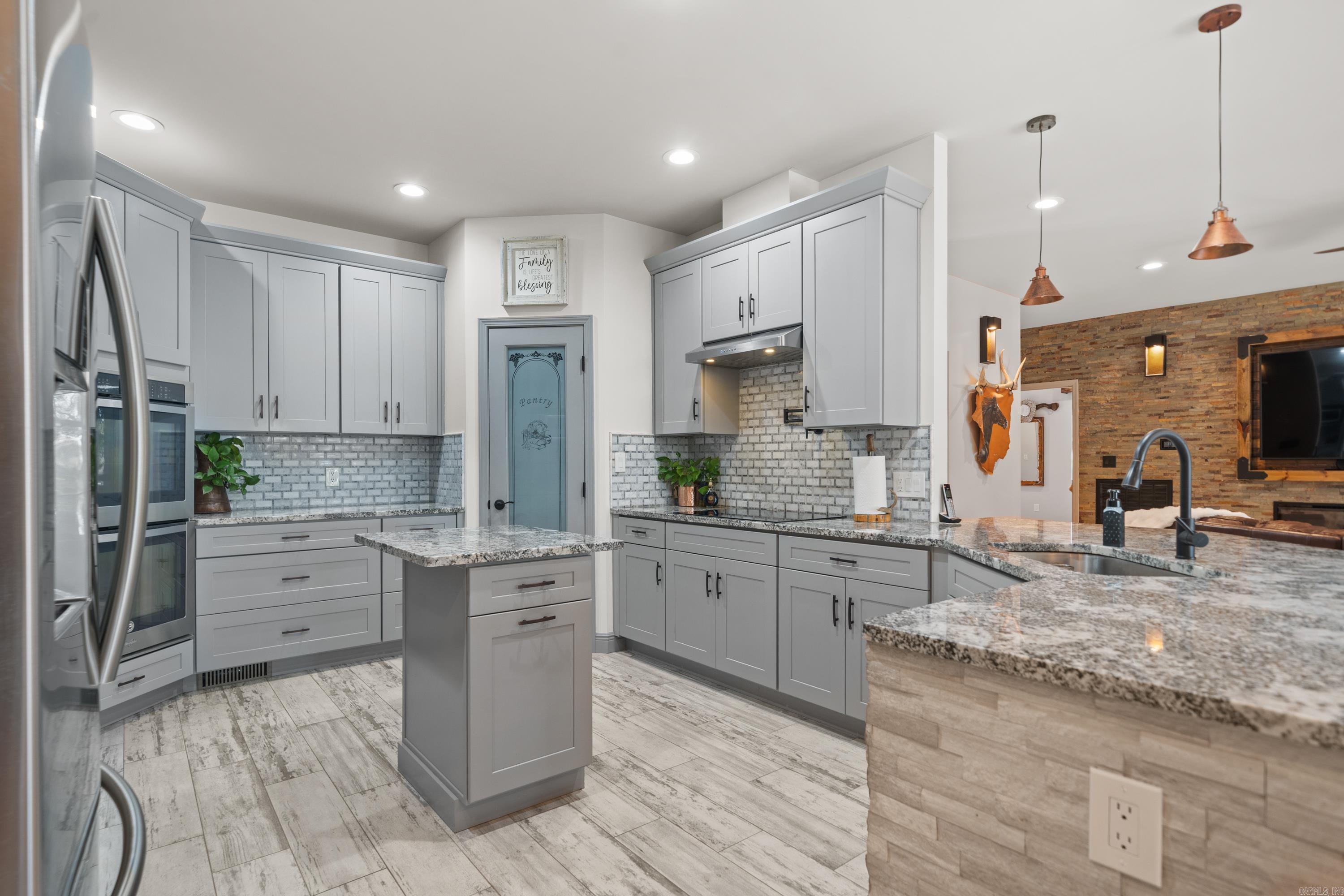 118 Rustic Ridge Court