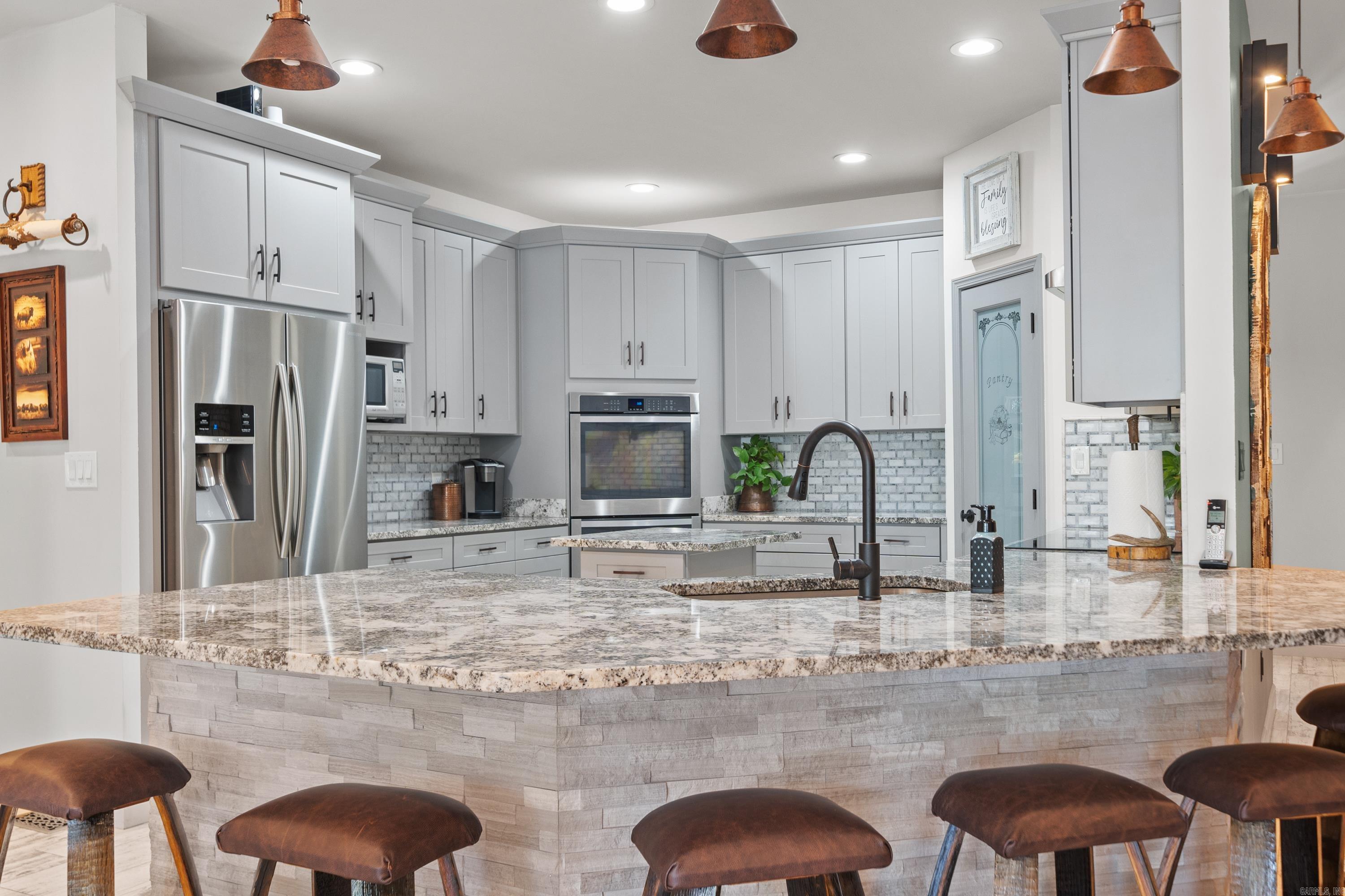 118 Rustic Ridge Court