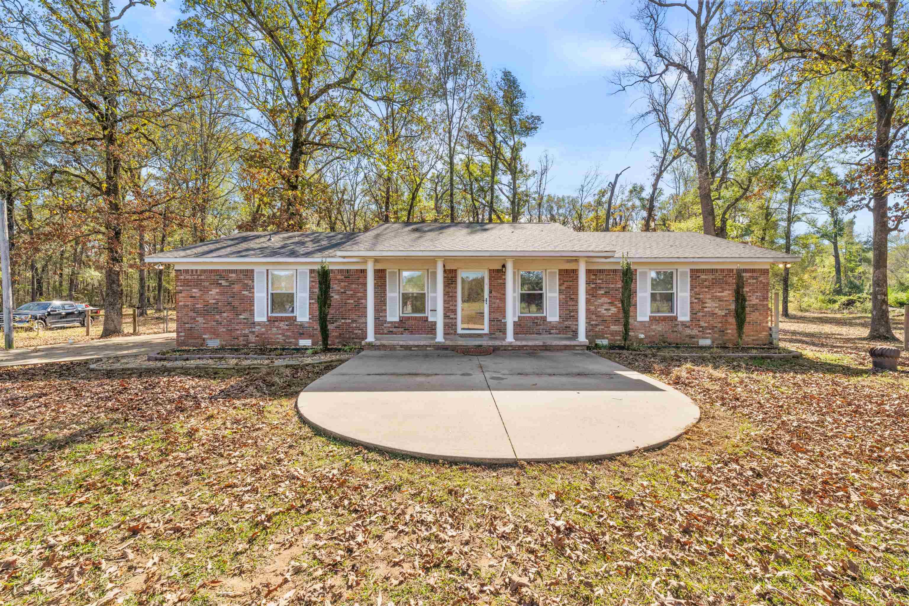 1909 W Republican Rd