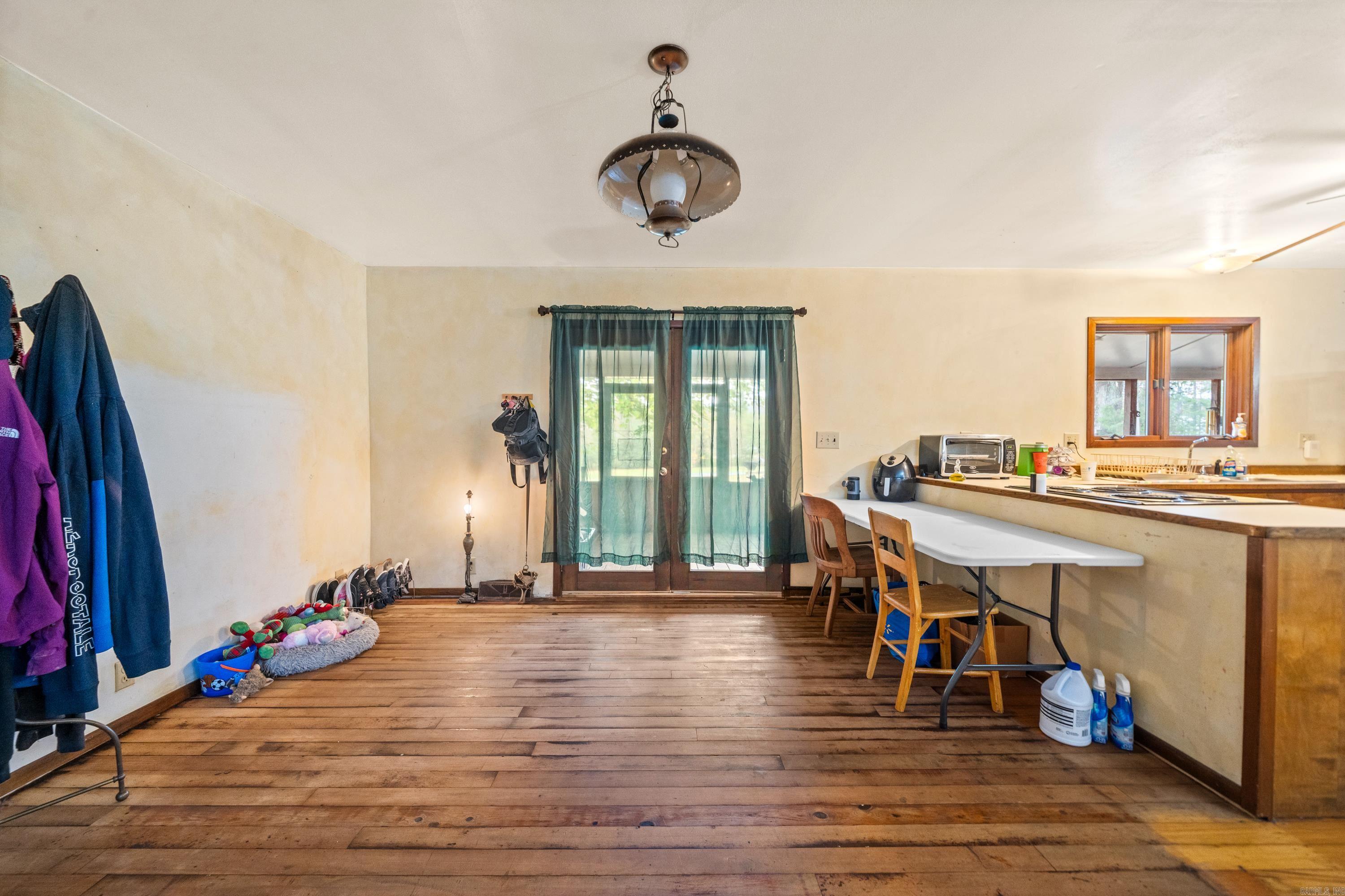 1613 Brady Mountain Road