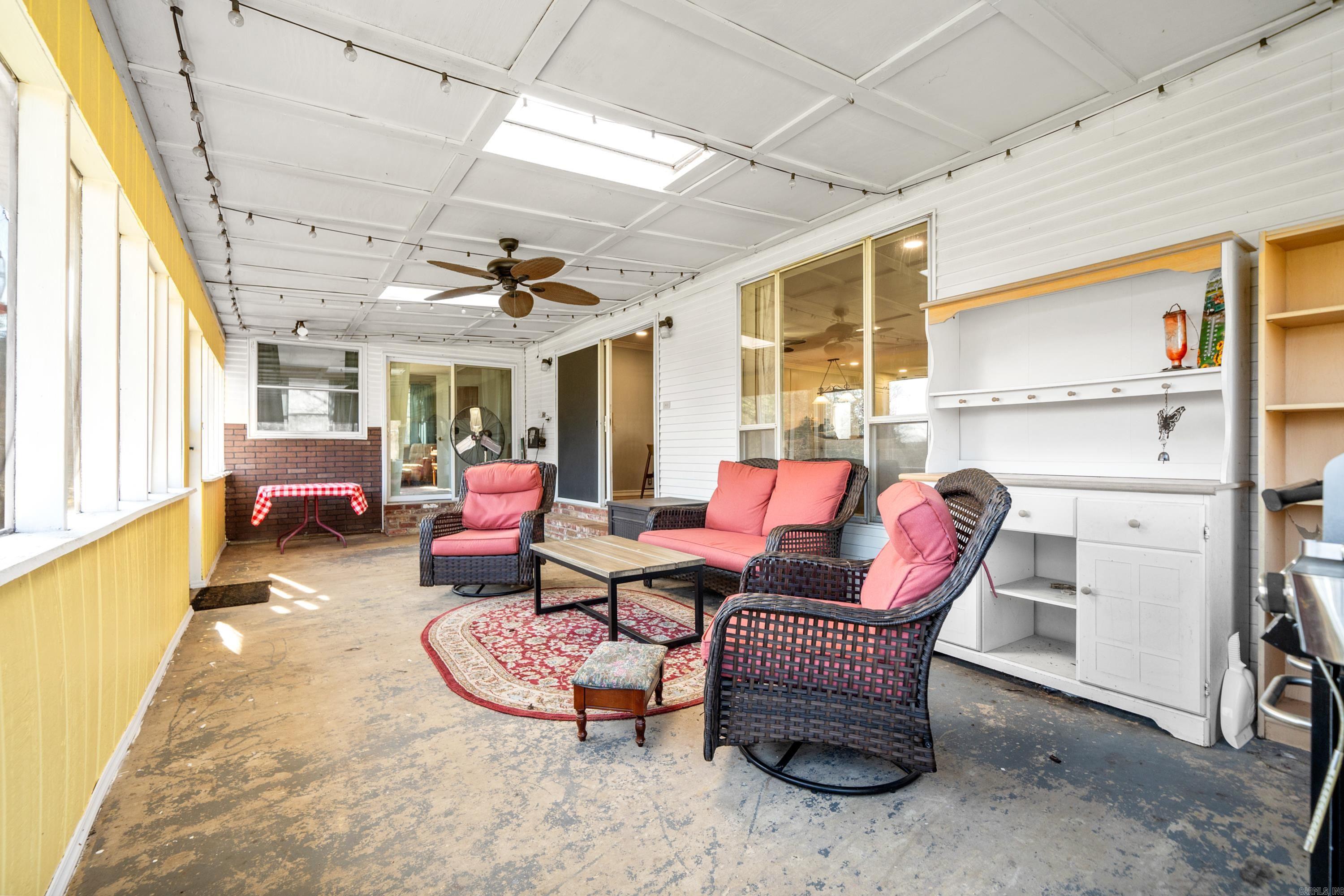 229 Lansend Lane