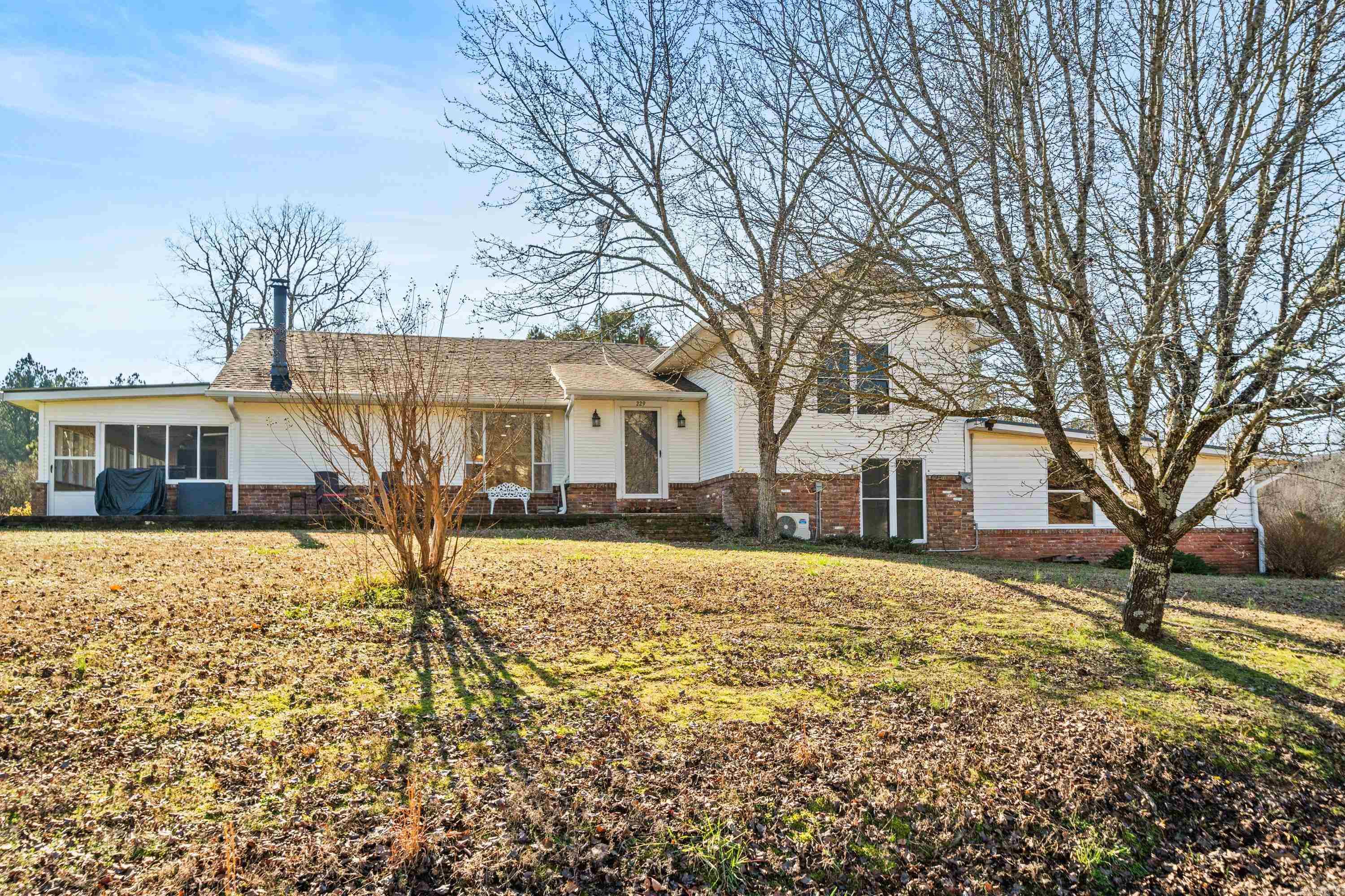 229 Lansend Lane