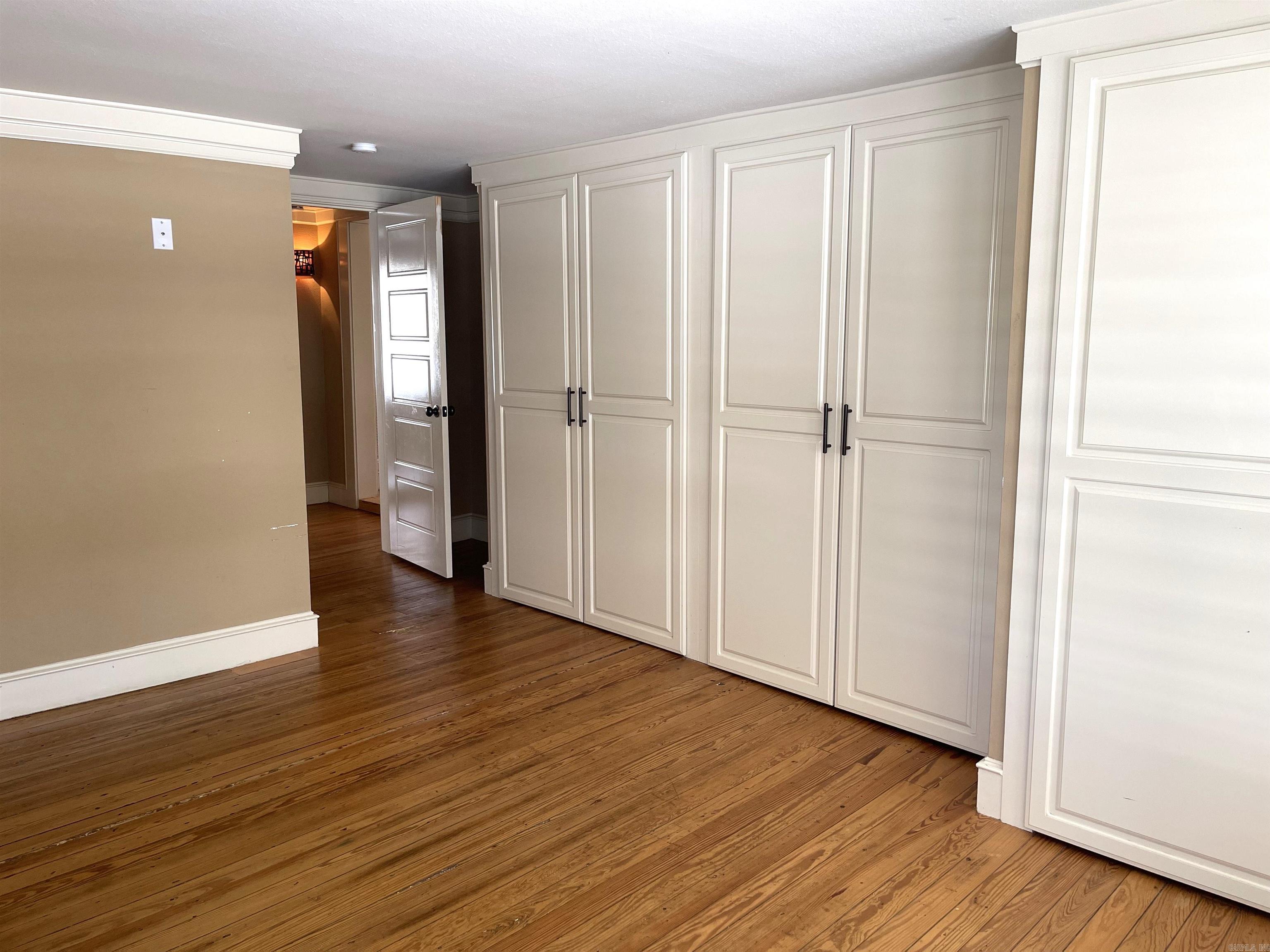 1704 N Taylor Street