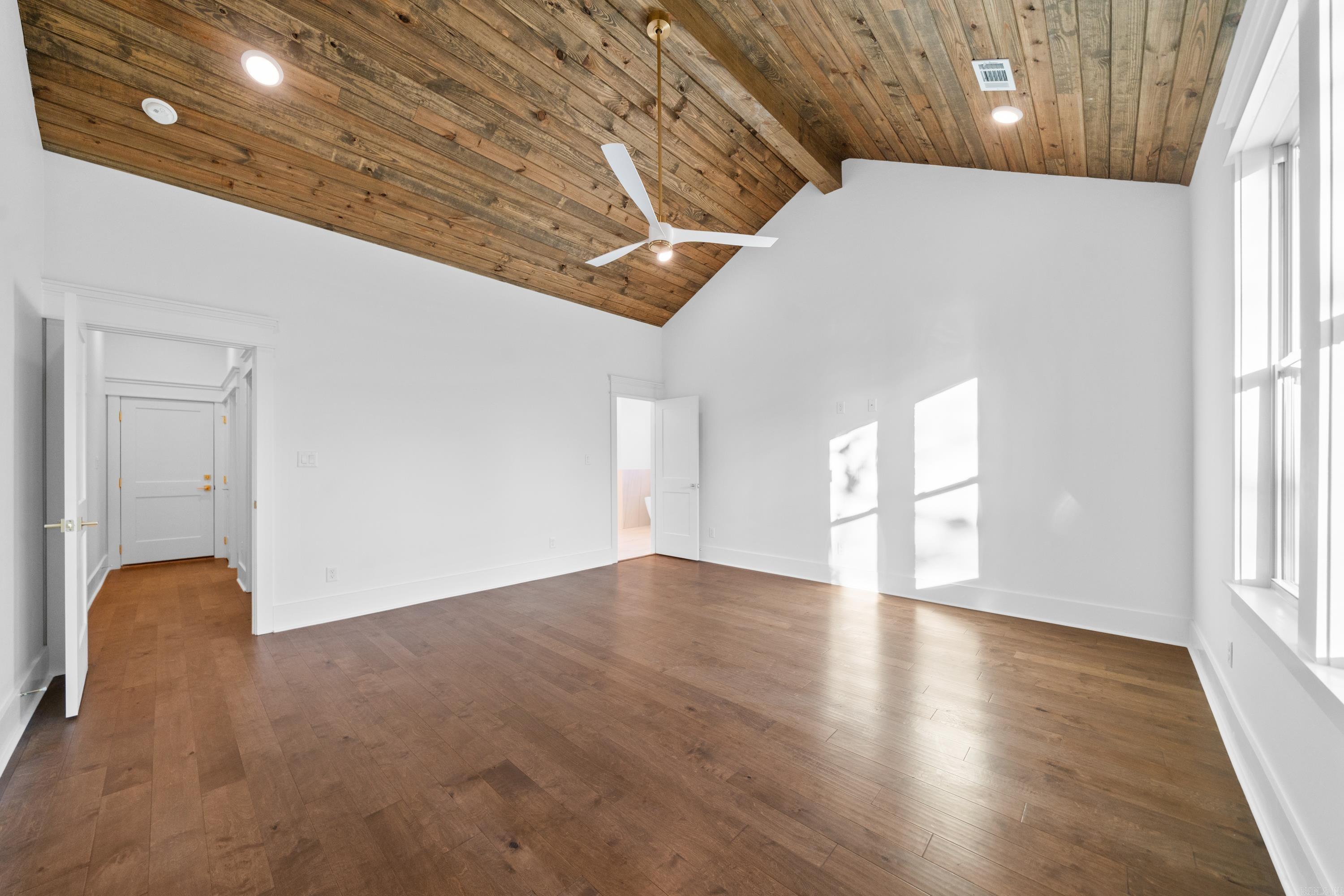 185 Waterview