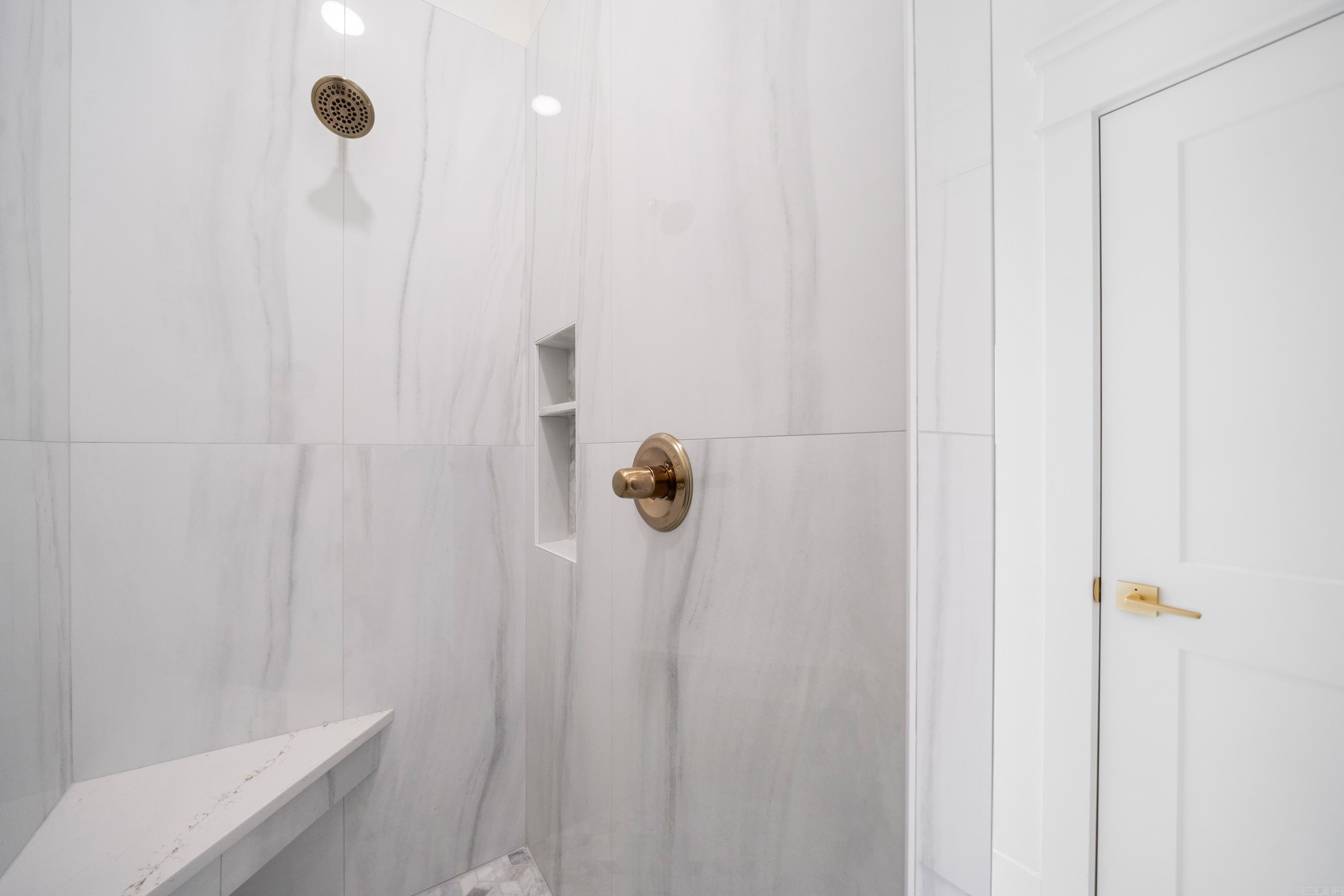 185 Waterview