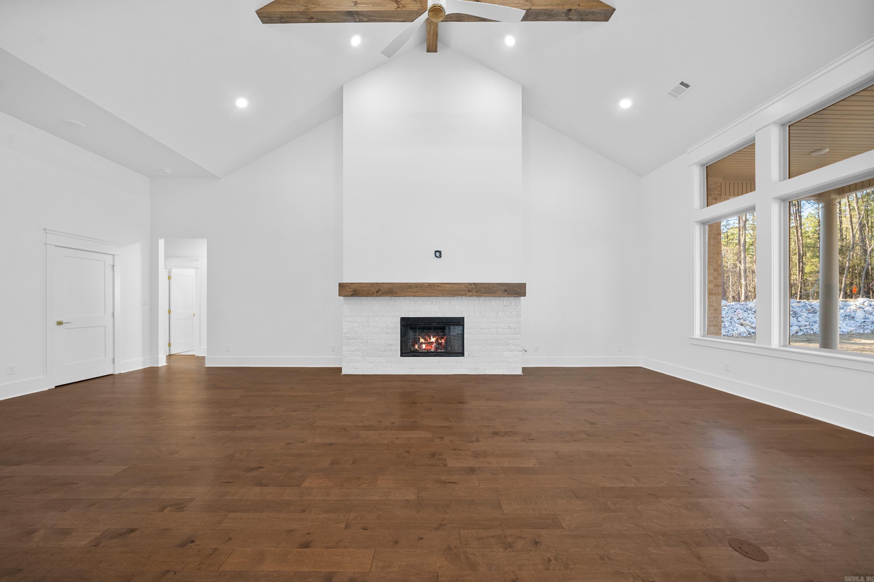 185 Waterview