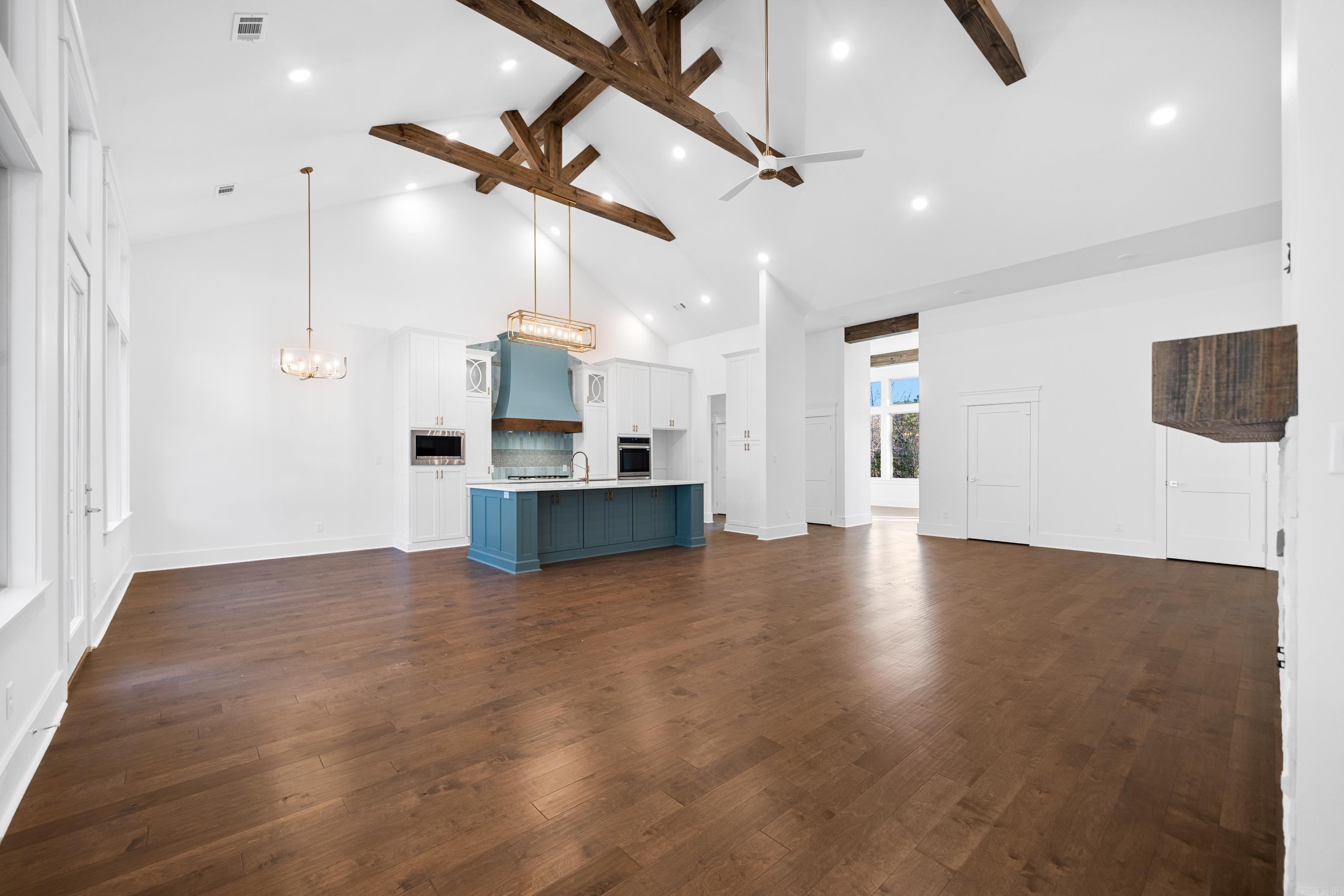 185 Waterview