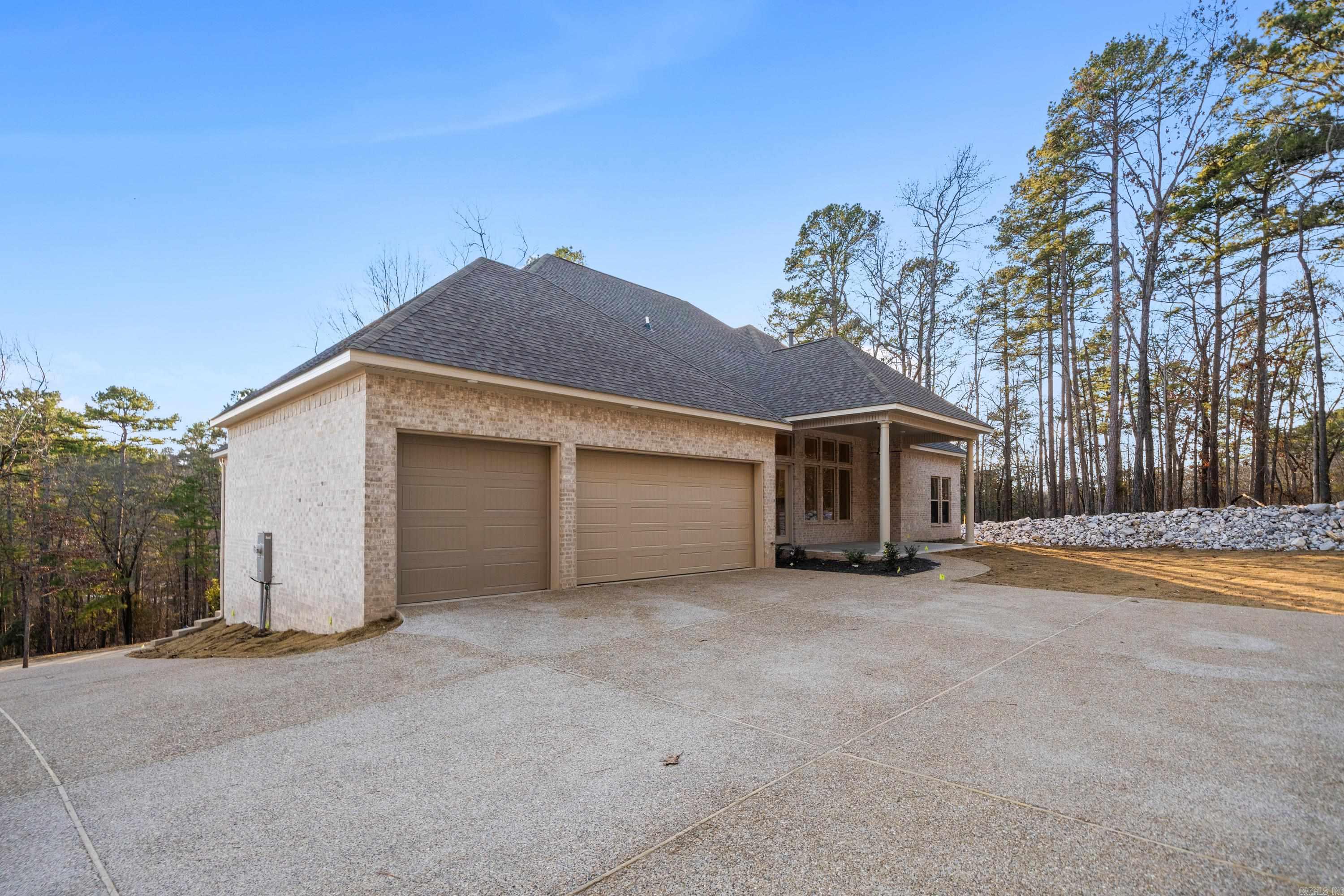 185 Waterview
