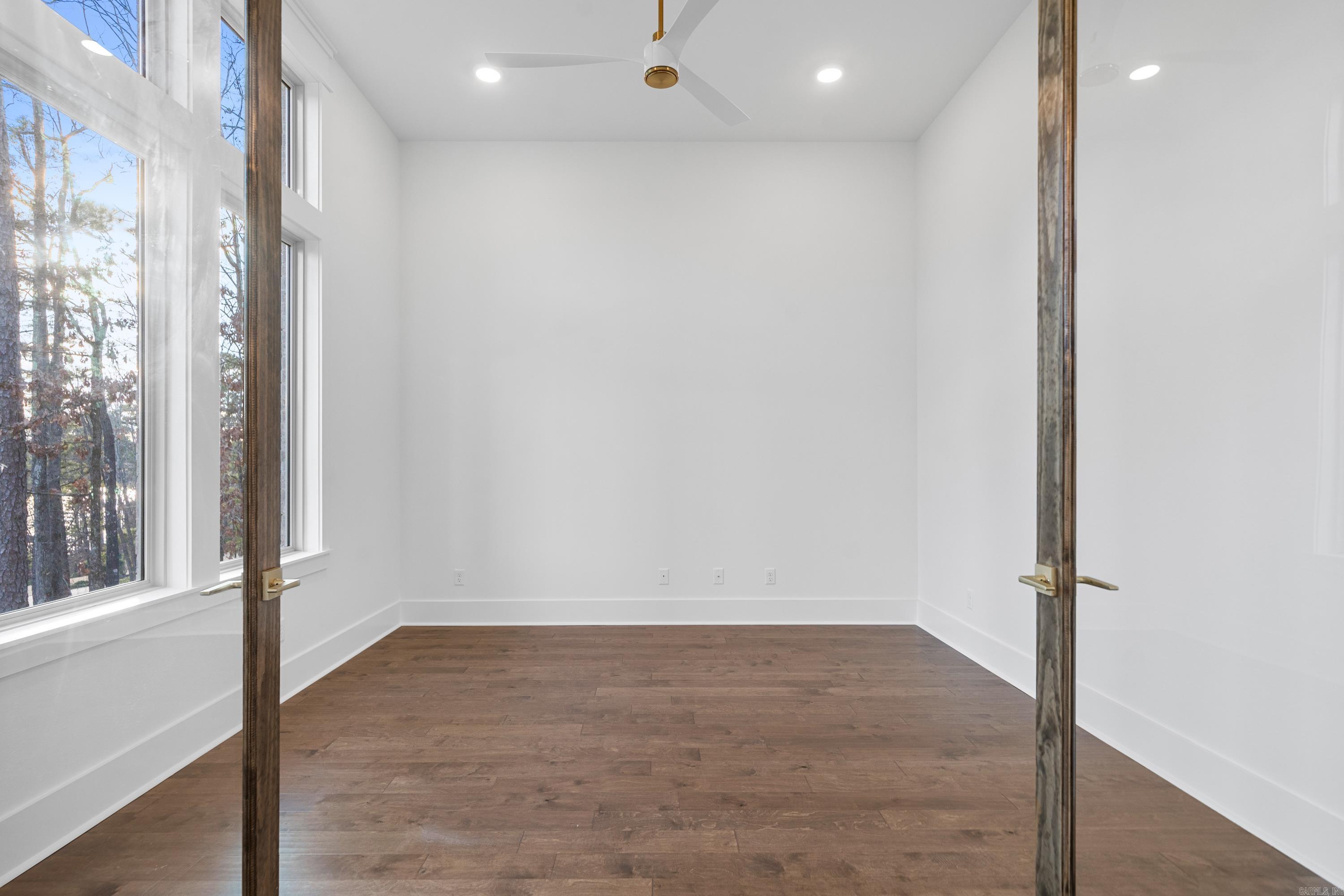 185 Waterview