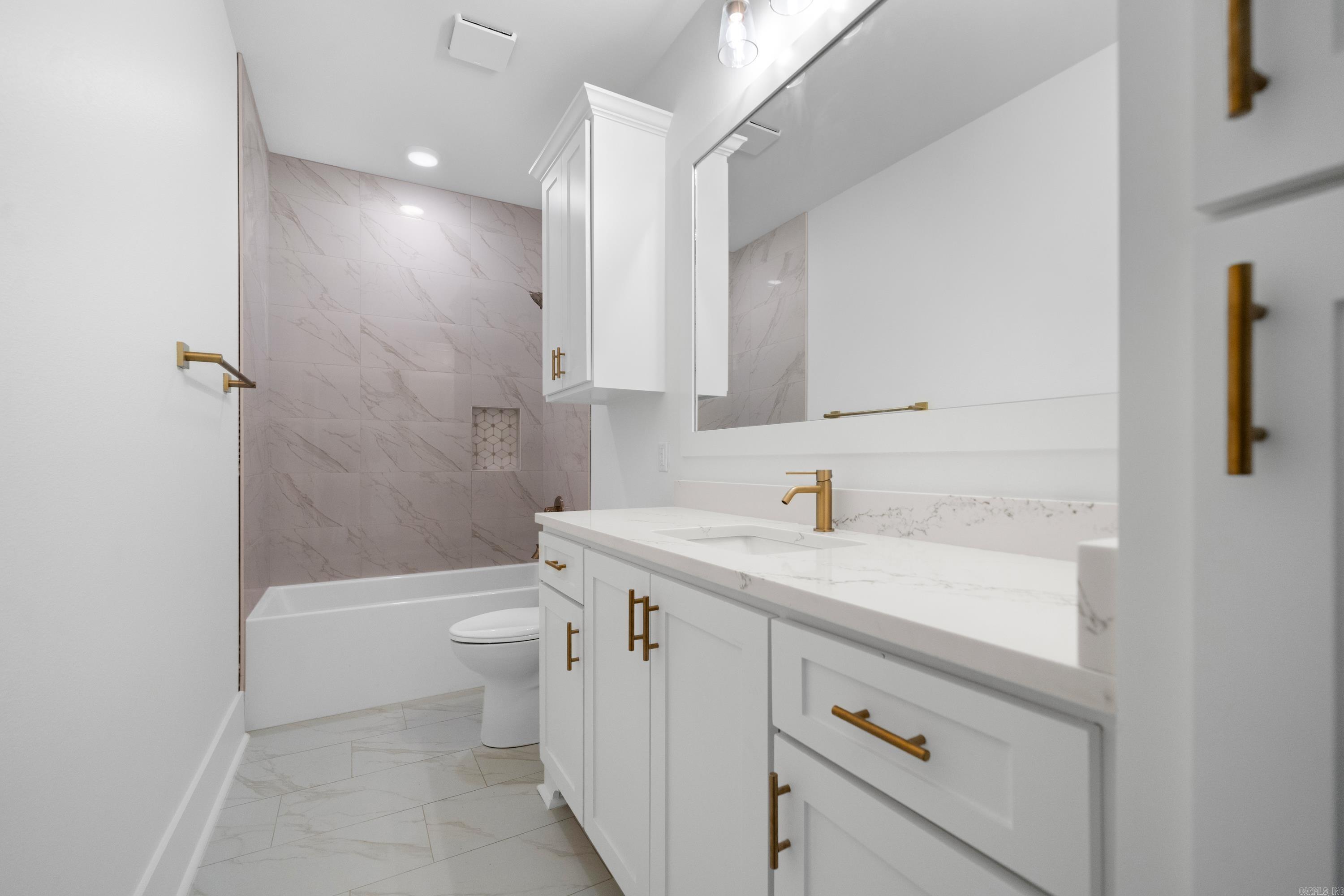 185 Waterview