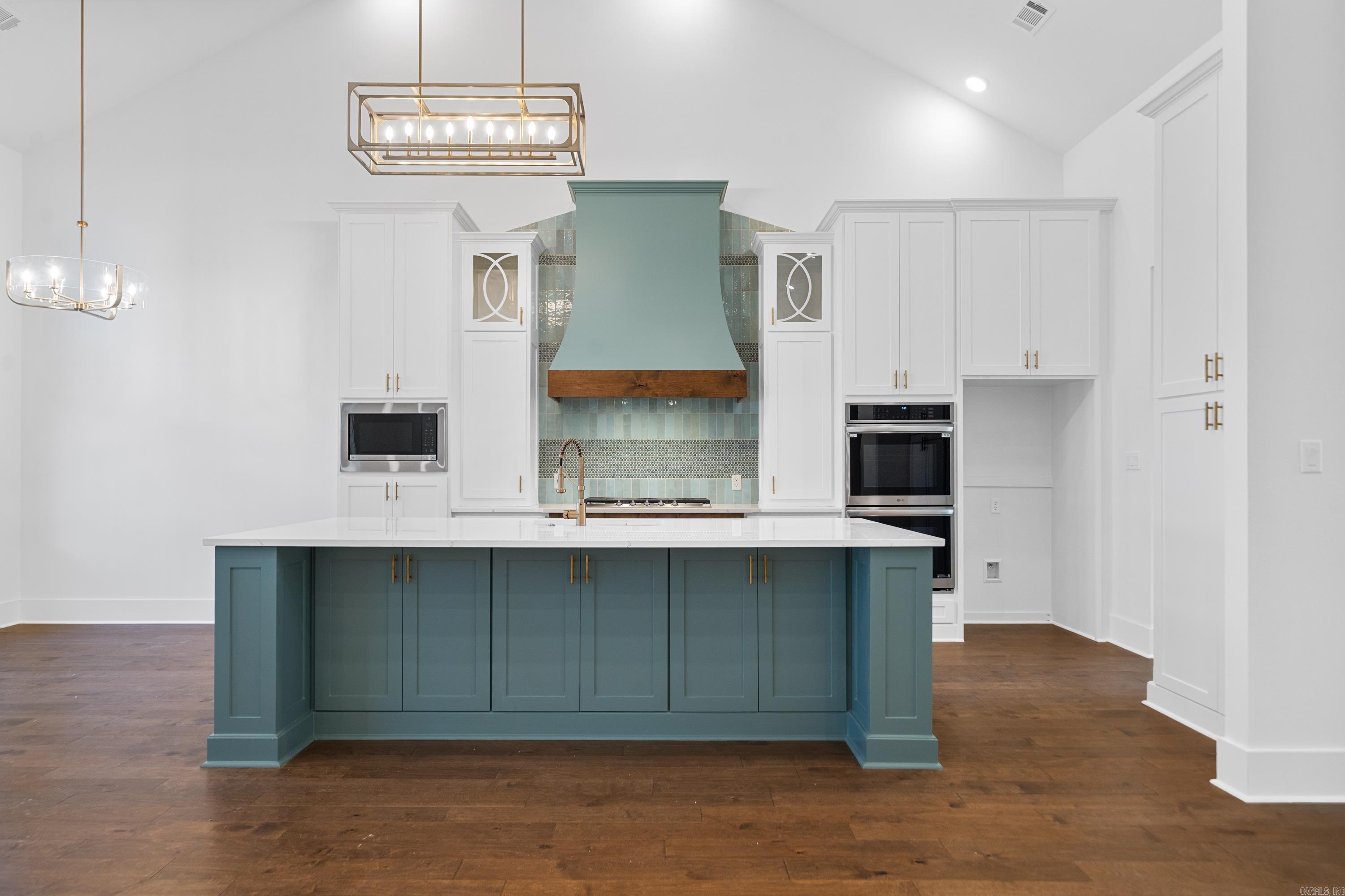 185 Waterview