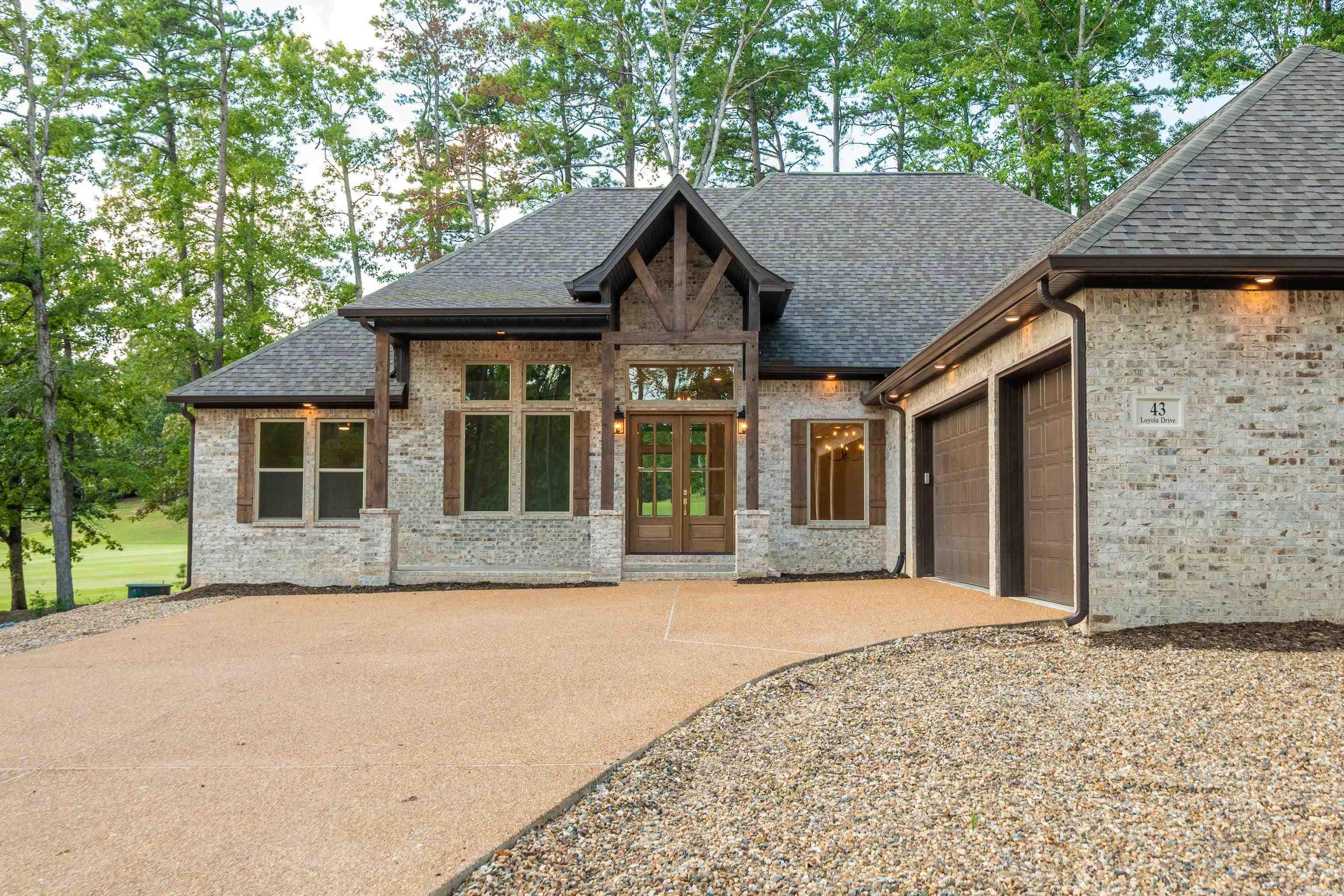 43 Loyola Drive