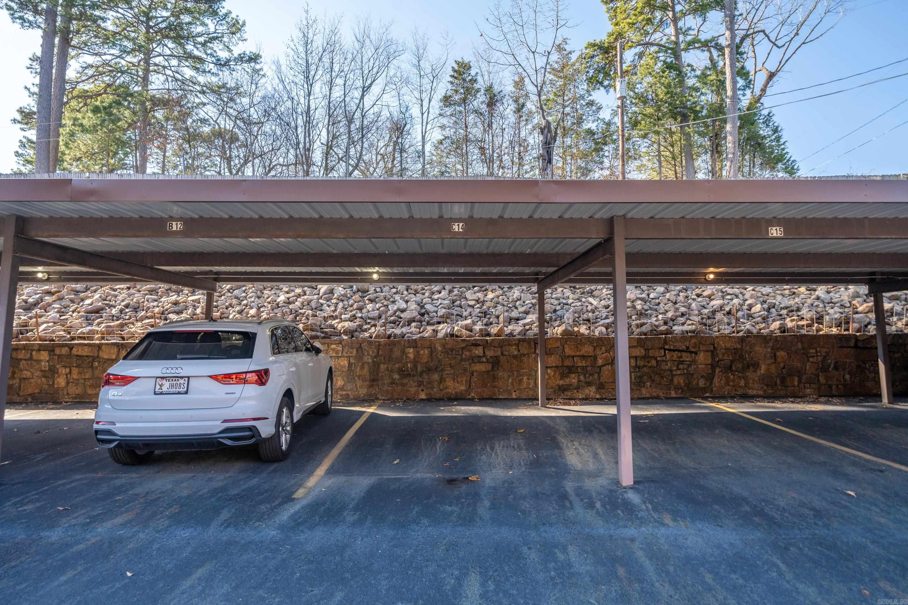 310 Kleinshore Unit: C-14