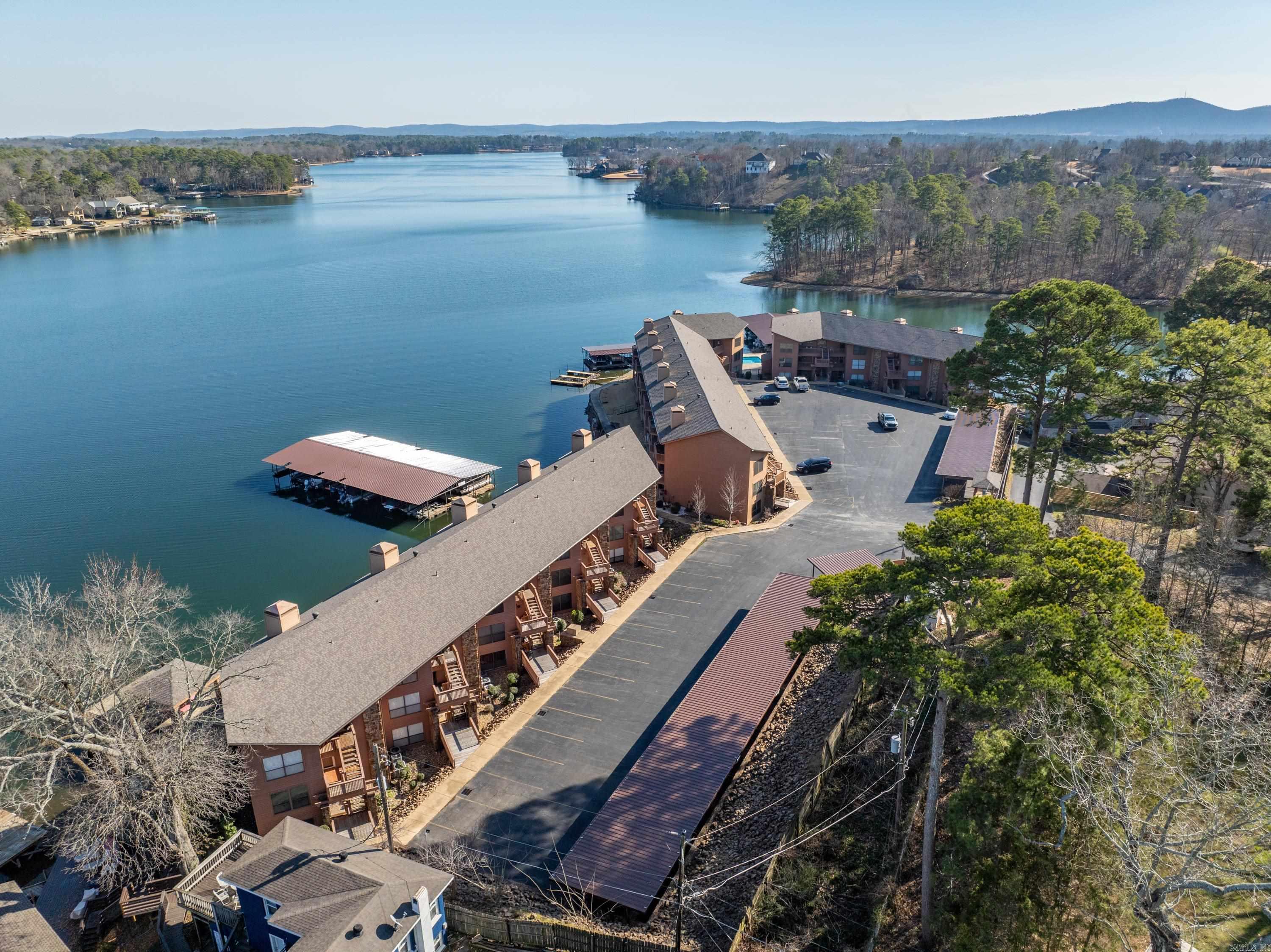 310 Kleinshore Unit: C-14