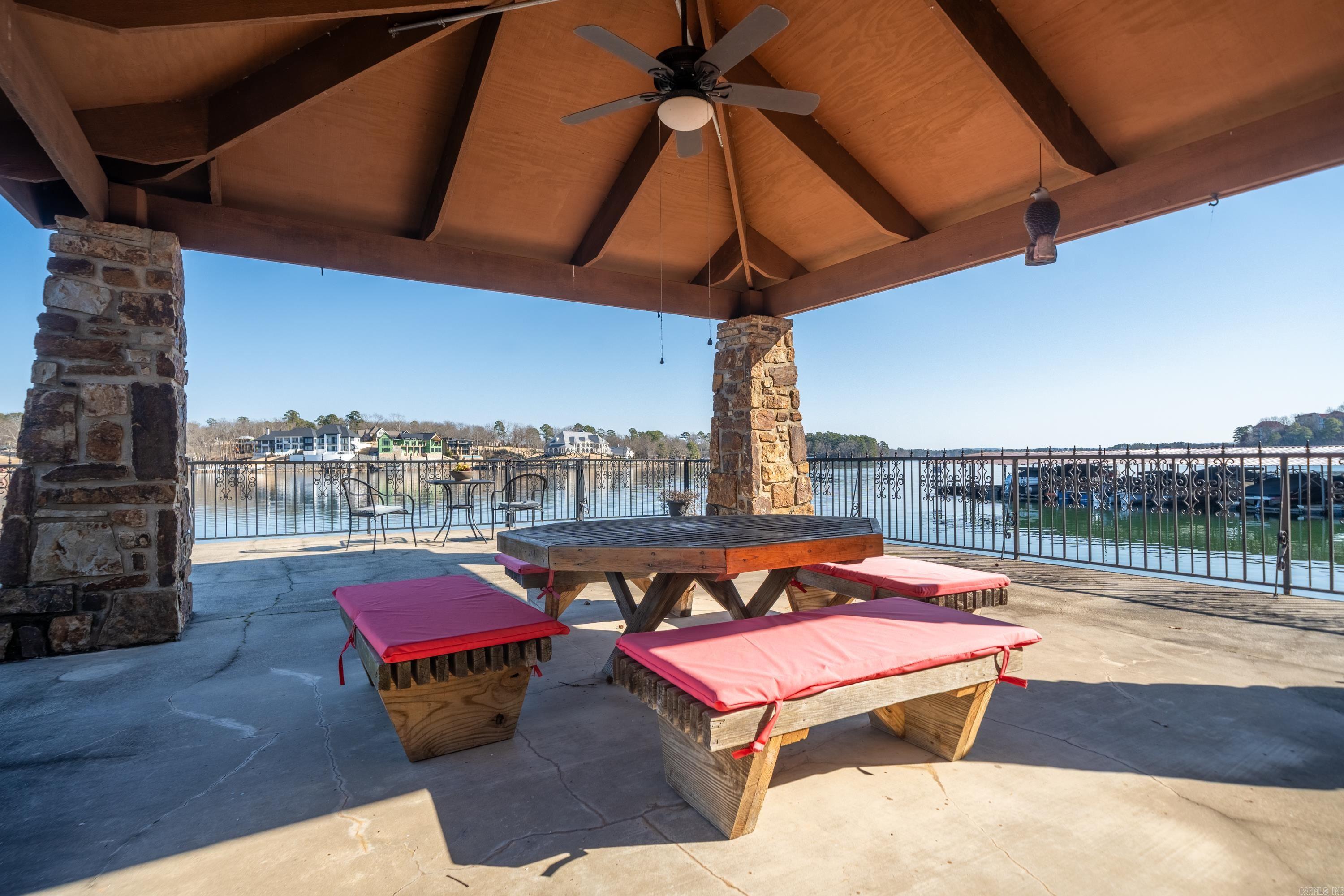 310 Kleinshore Unit: C-14