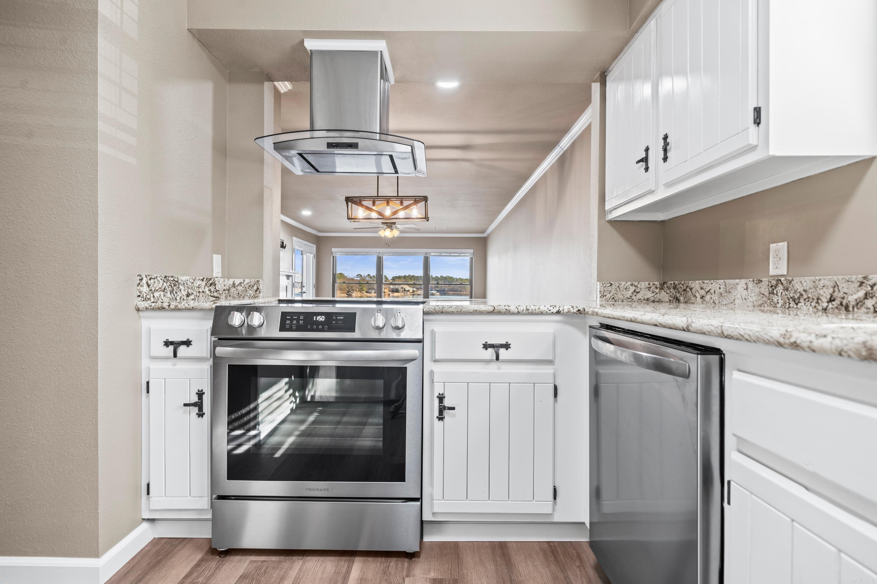 310 Kleinshore Unit: C-14