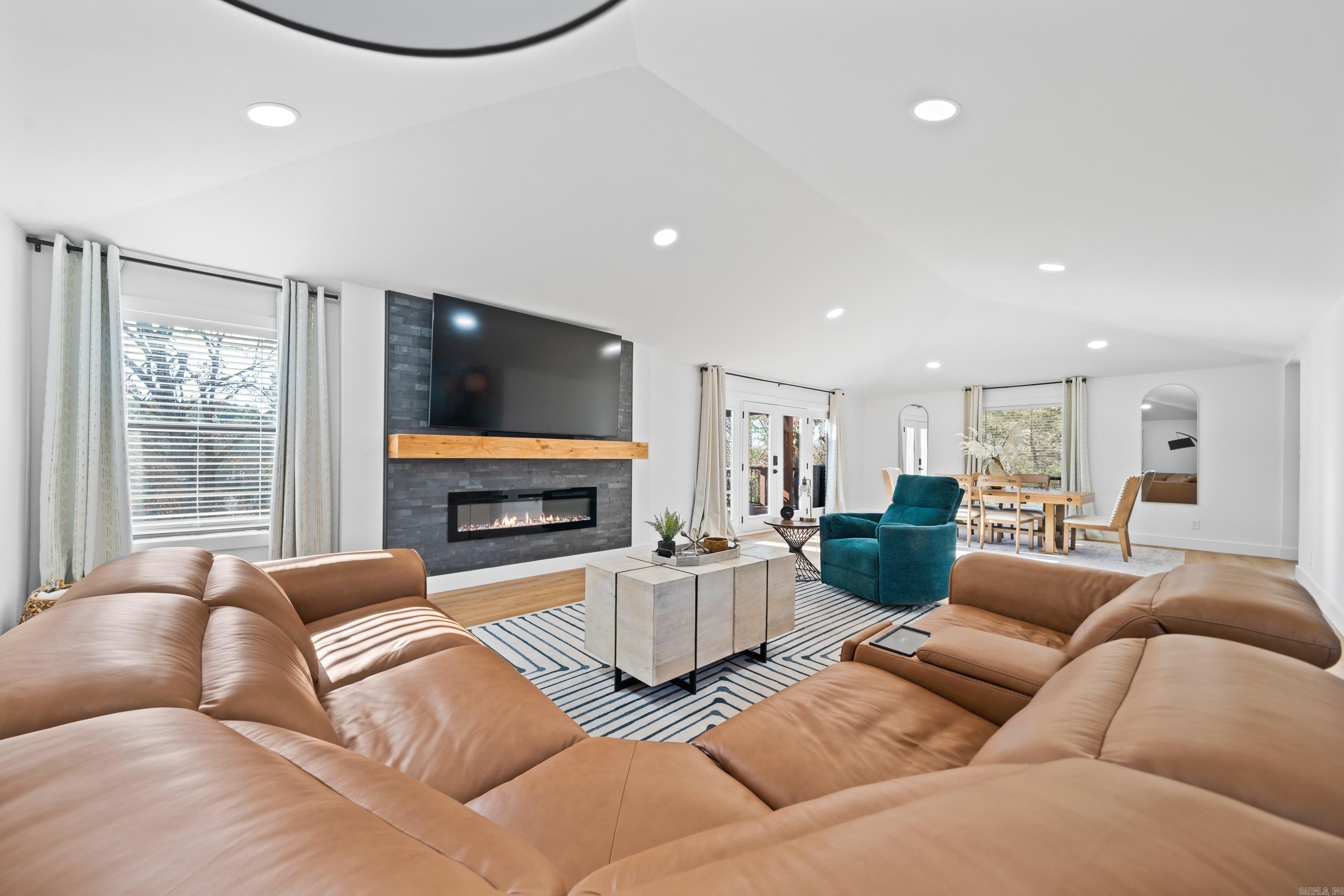 115 Ard Point