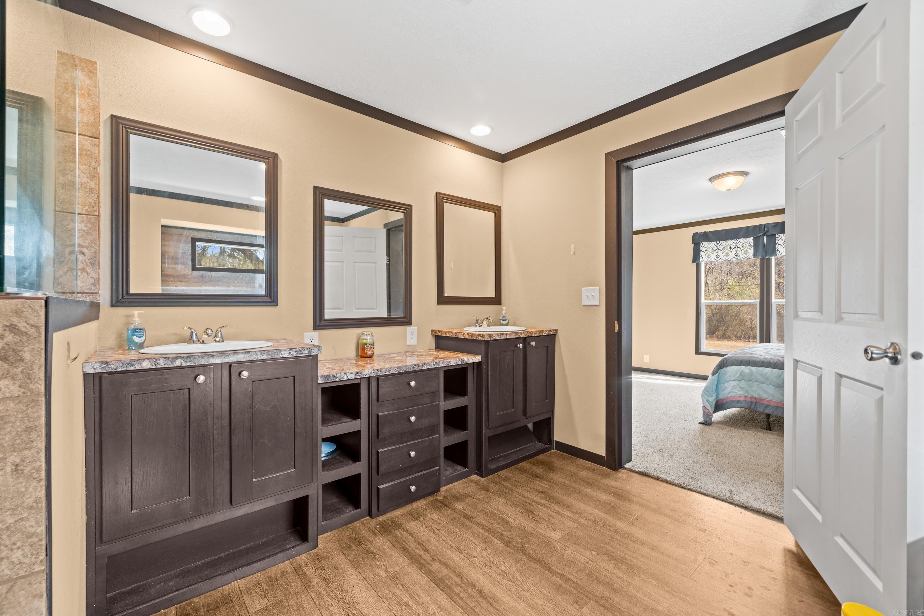 1002 Ozark Loop
