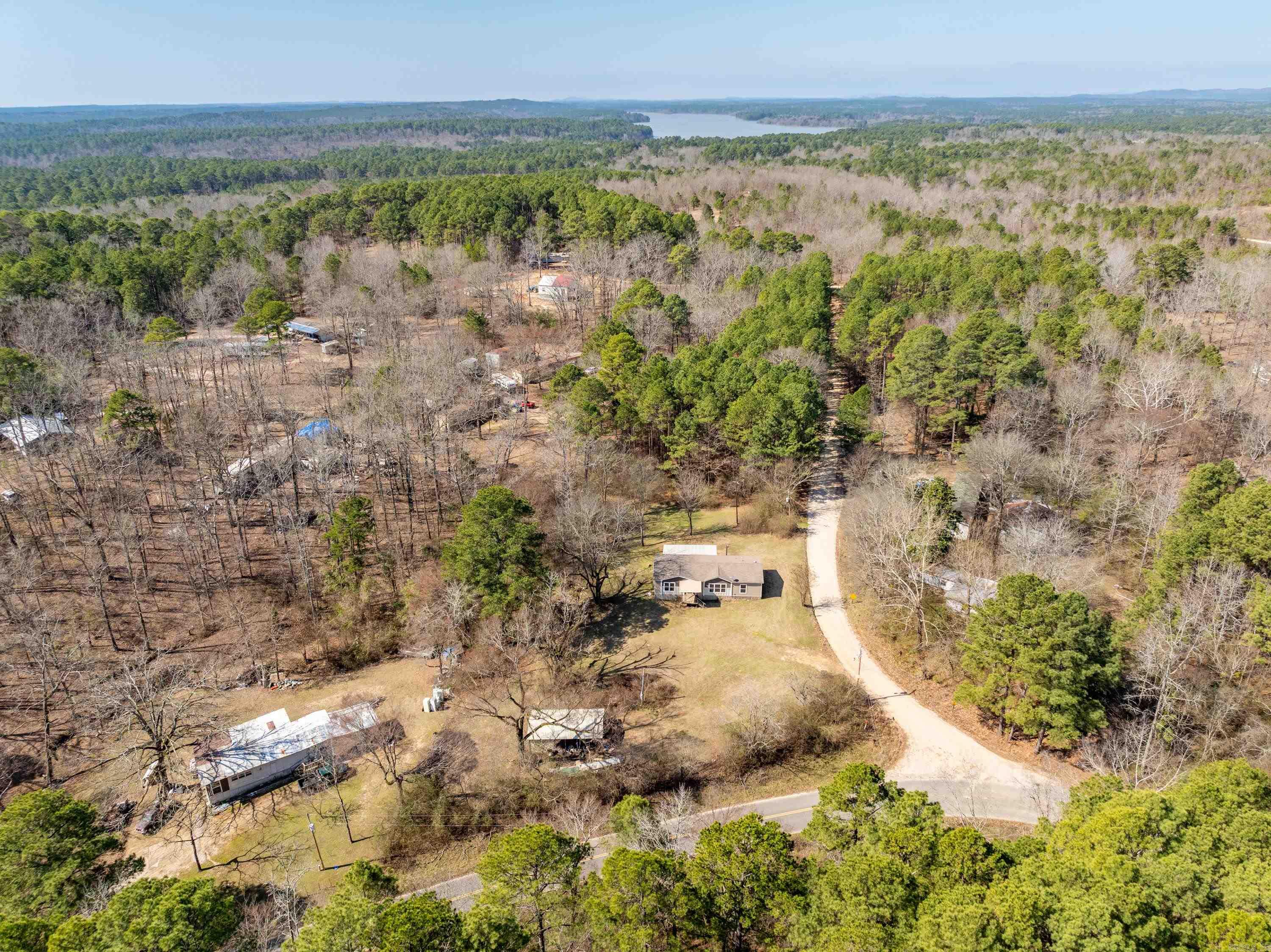 1002 Ozark Loop