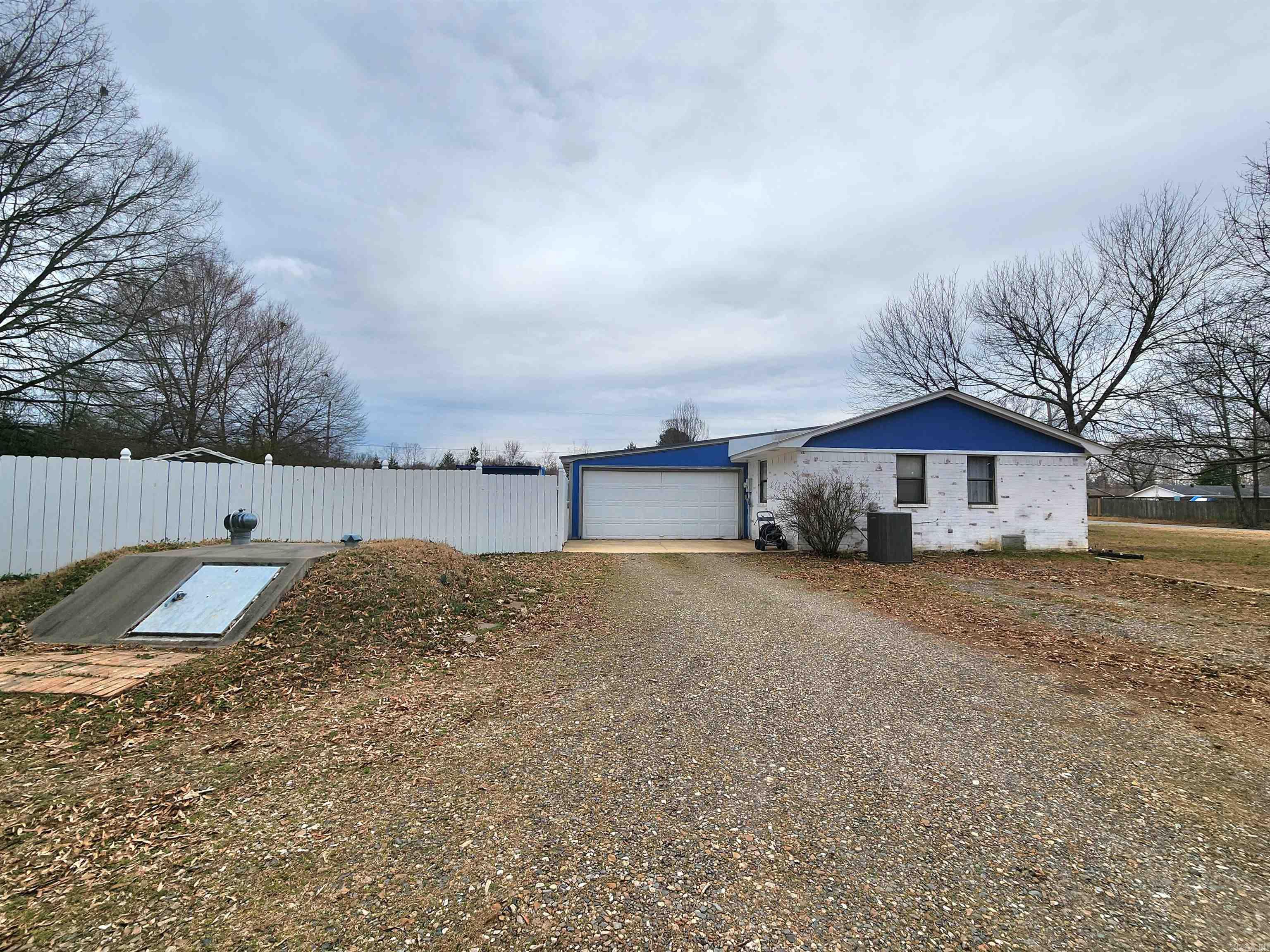 61 Linder Road
