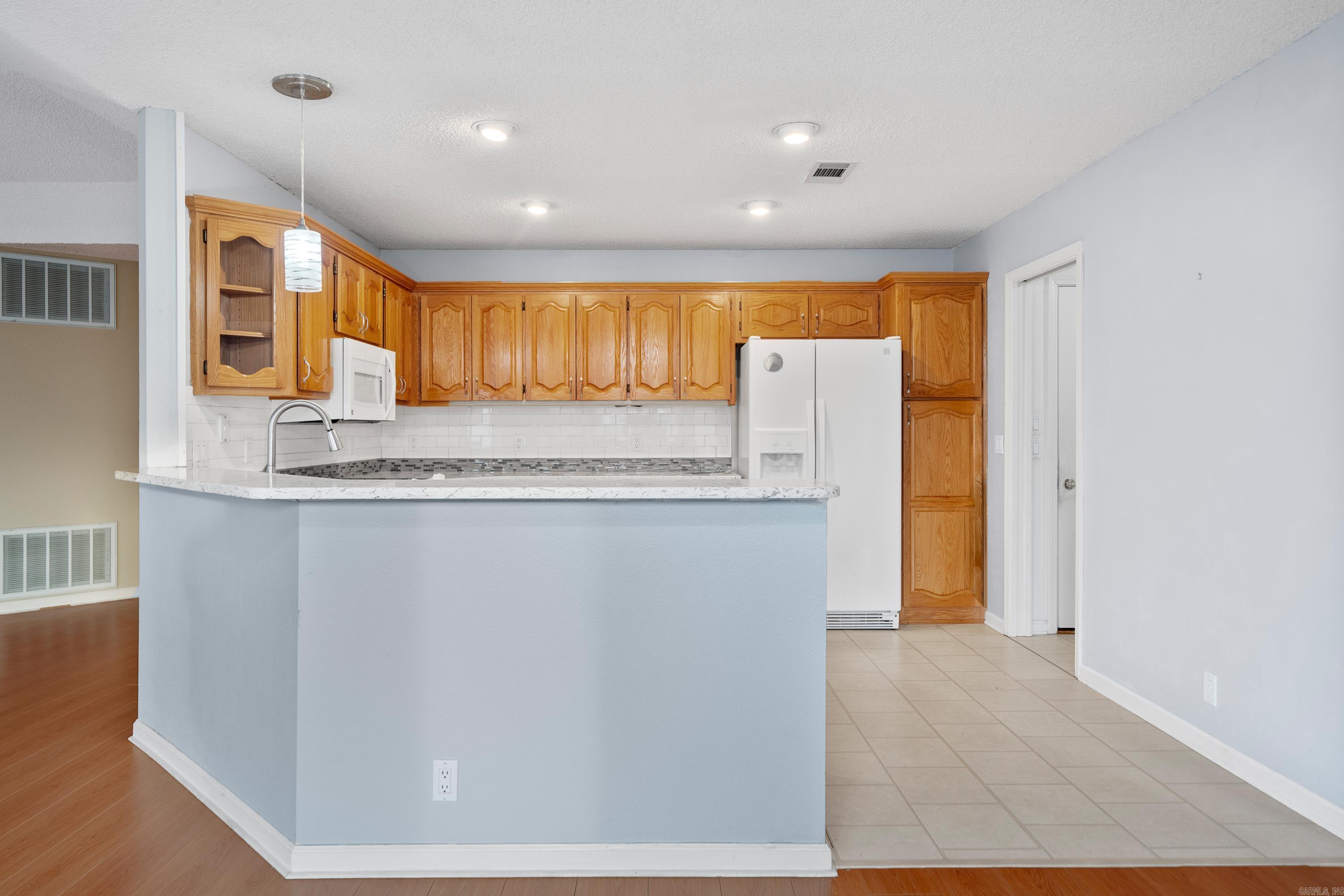 20 Magellan Drive