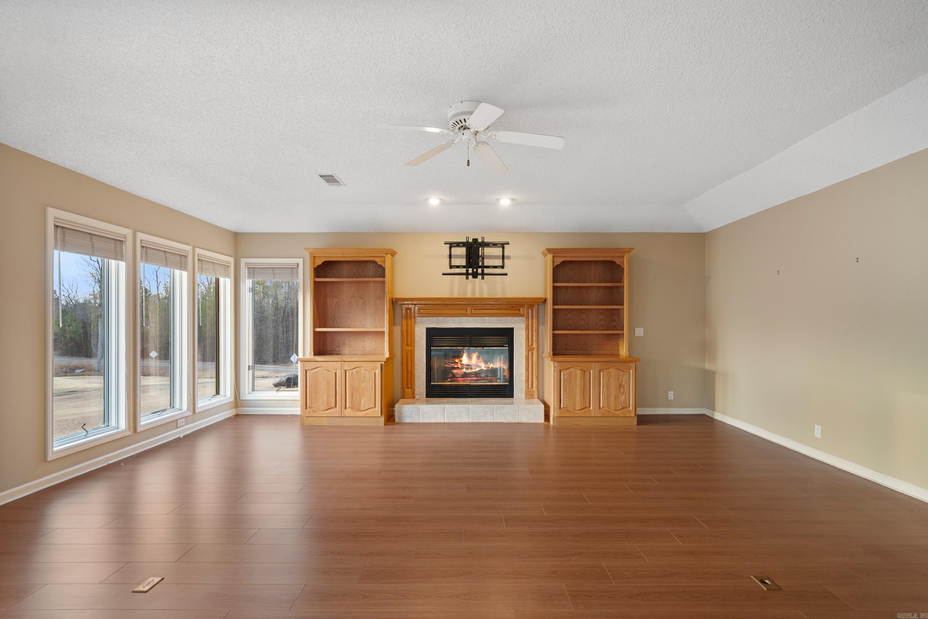 20 Magellan Drive