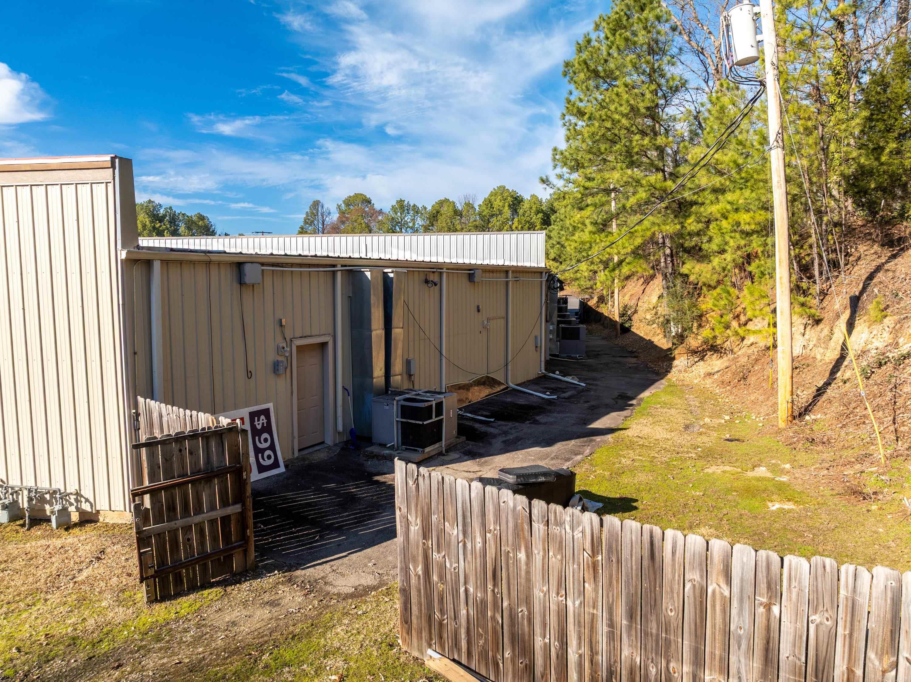 5001 Central Avenue Unit: Suites G&H