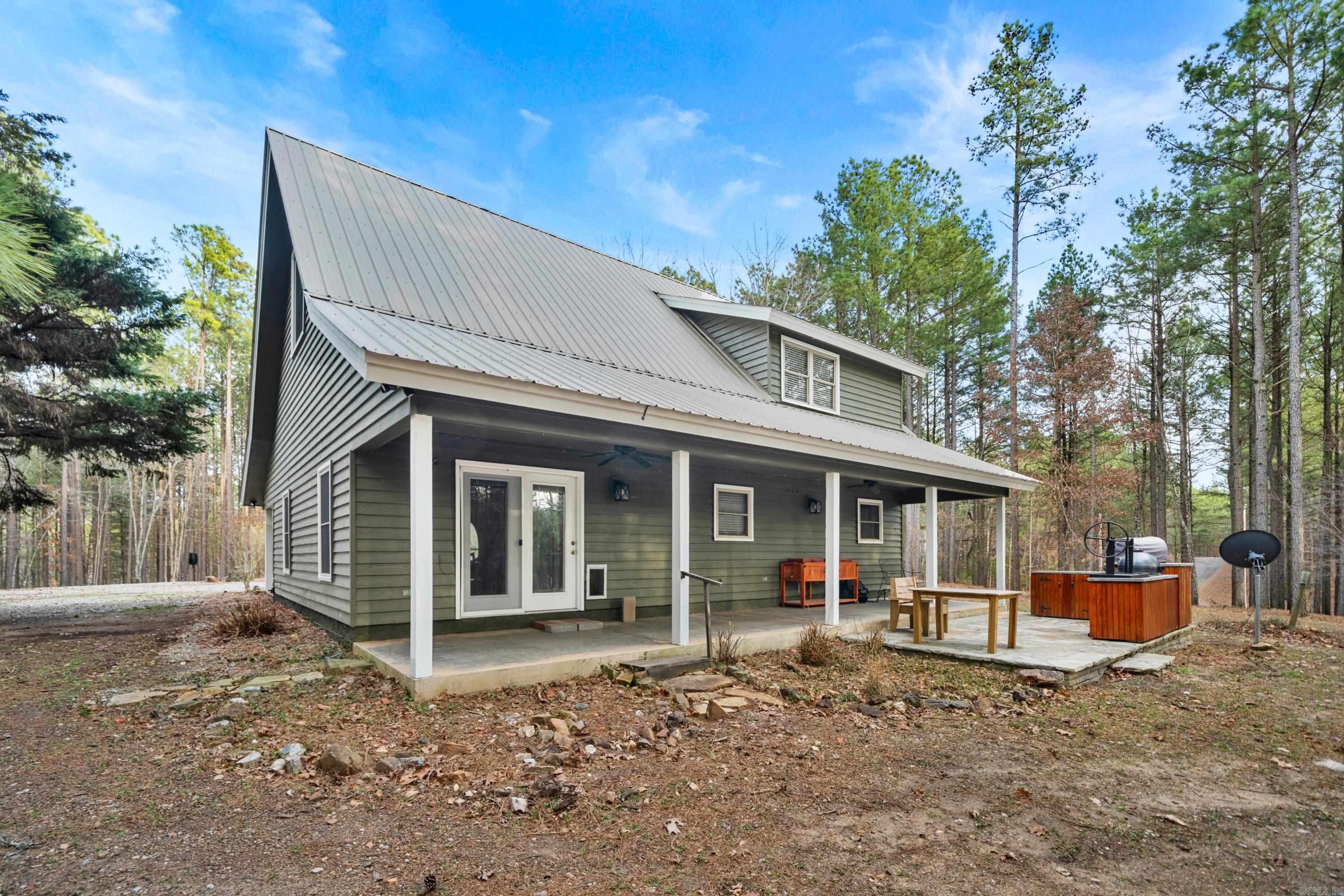 89 Woodland Springs Drive