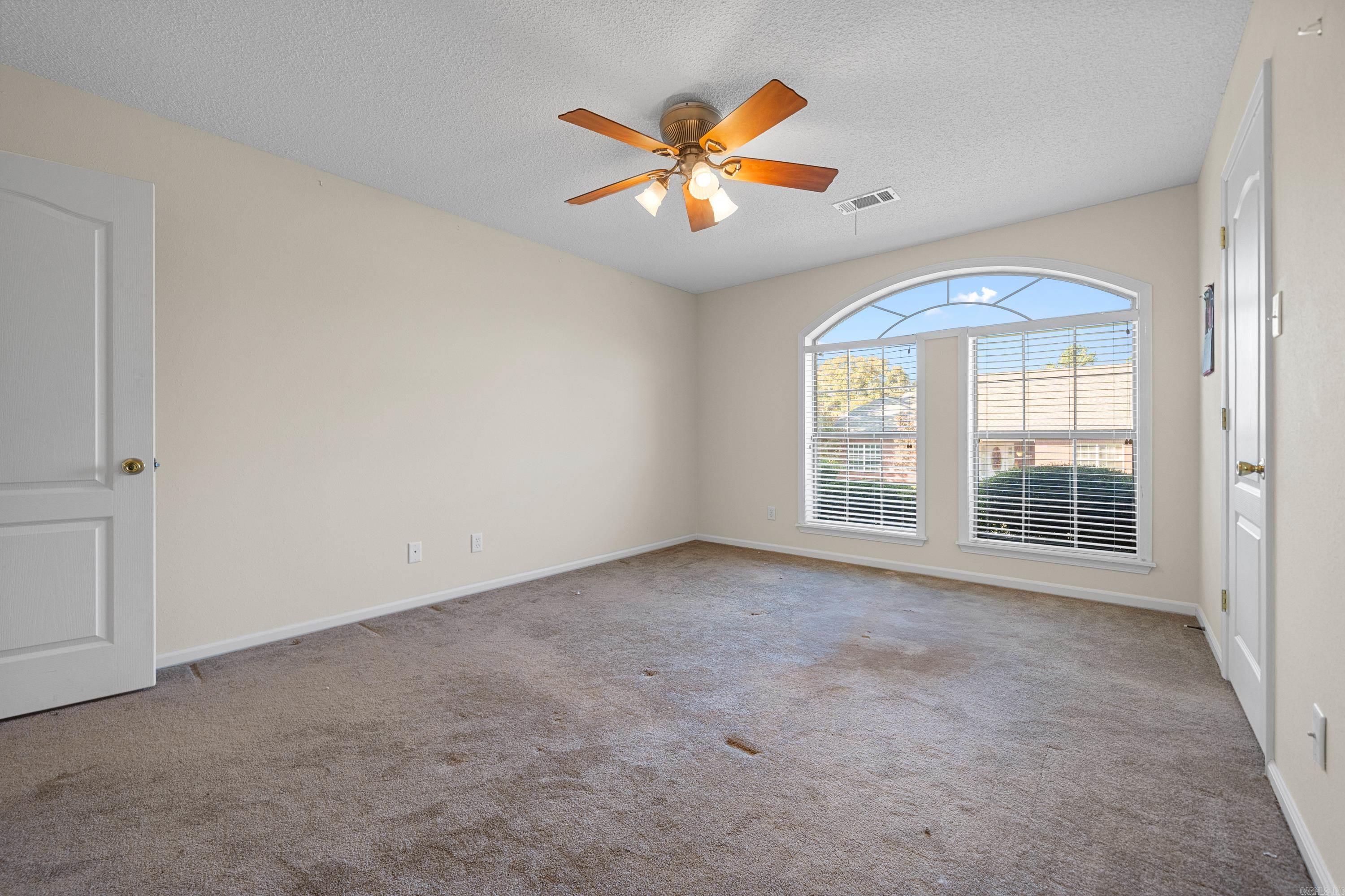 139 Deer View Circle