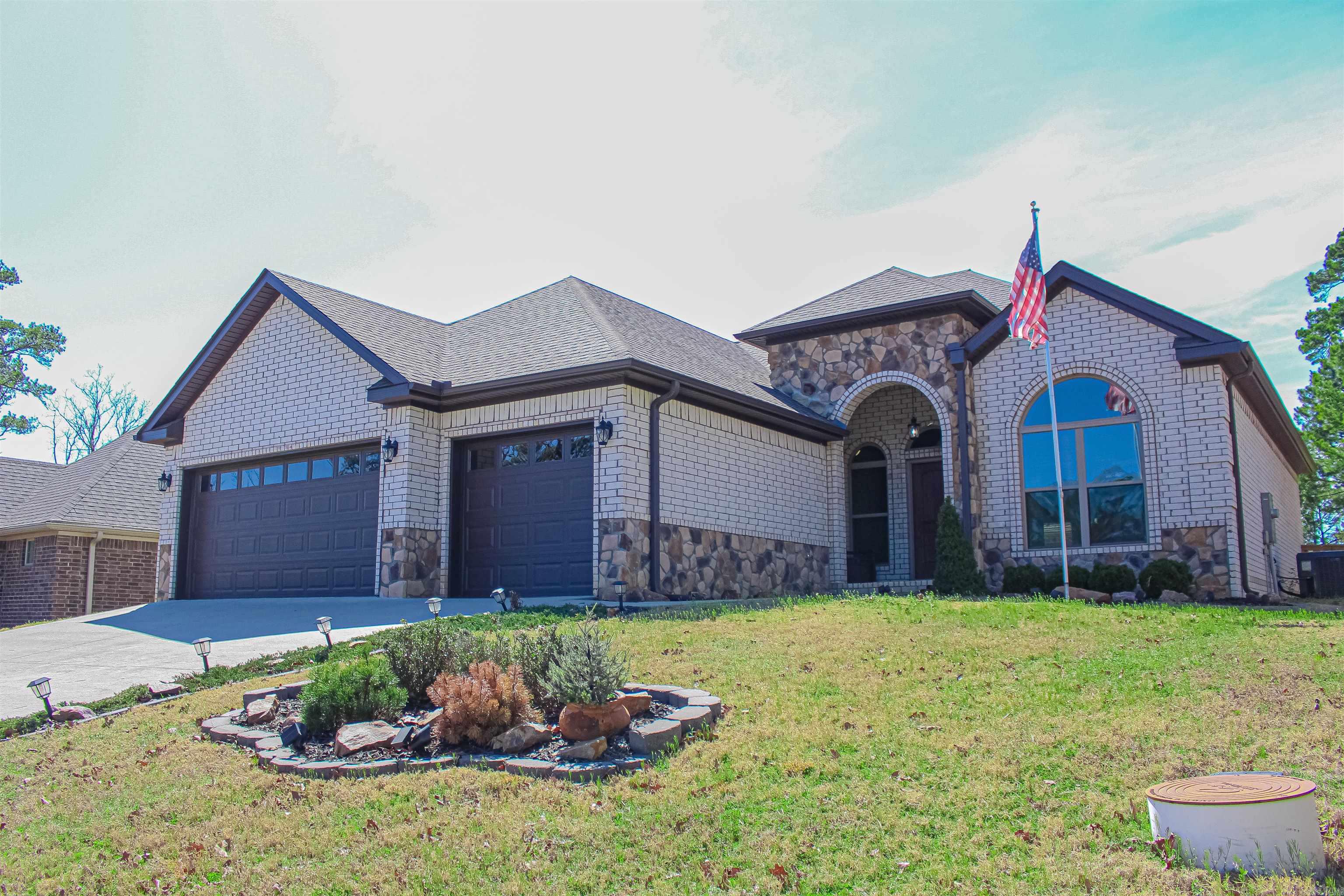 133 Majestic Circle