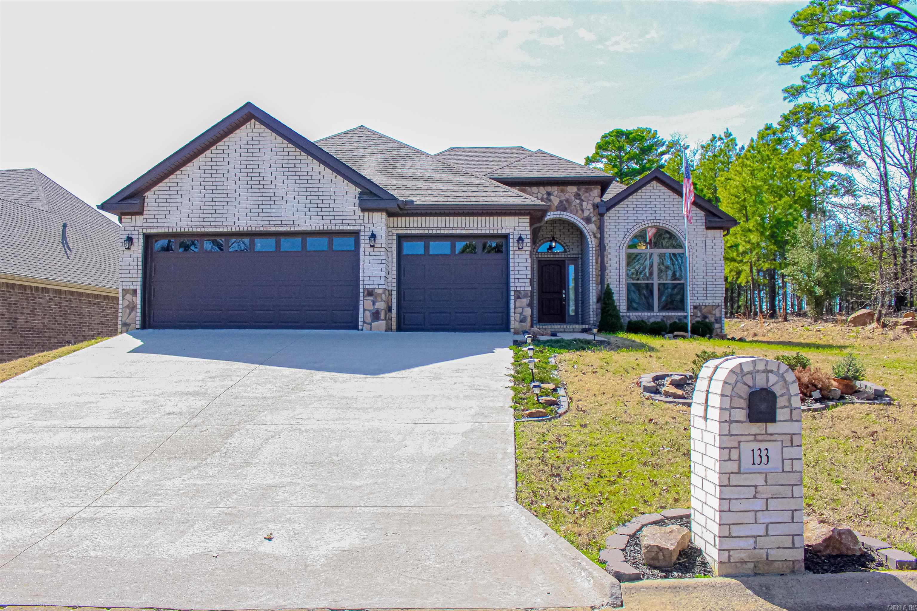 133 Majestic Circle