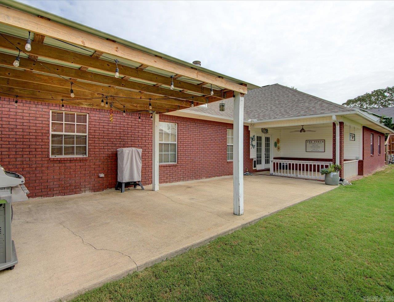 127 Deer View Circle
