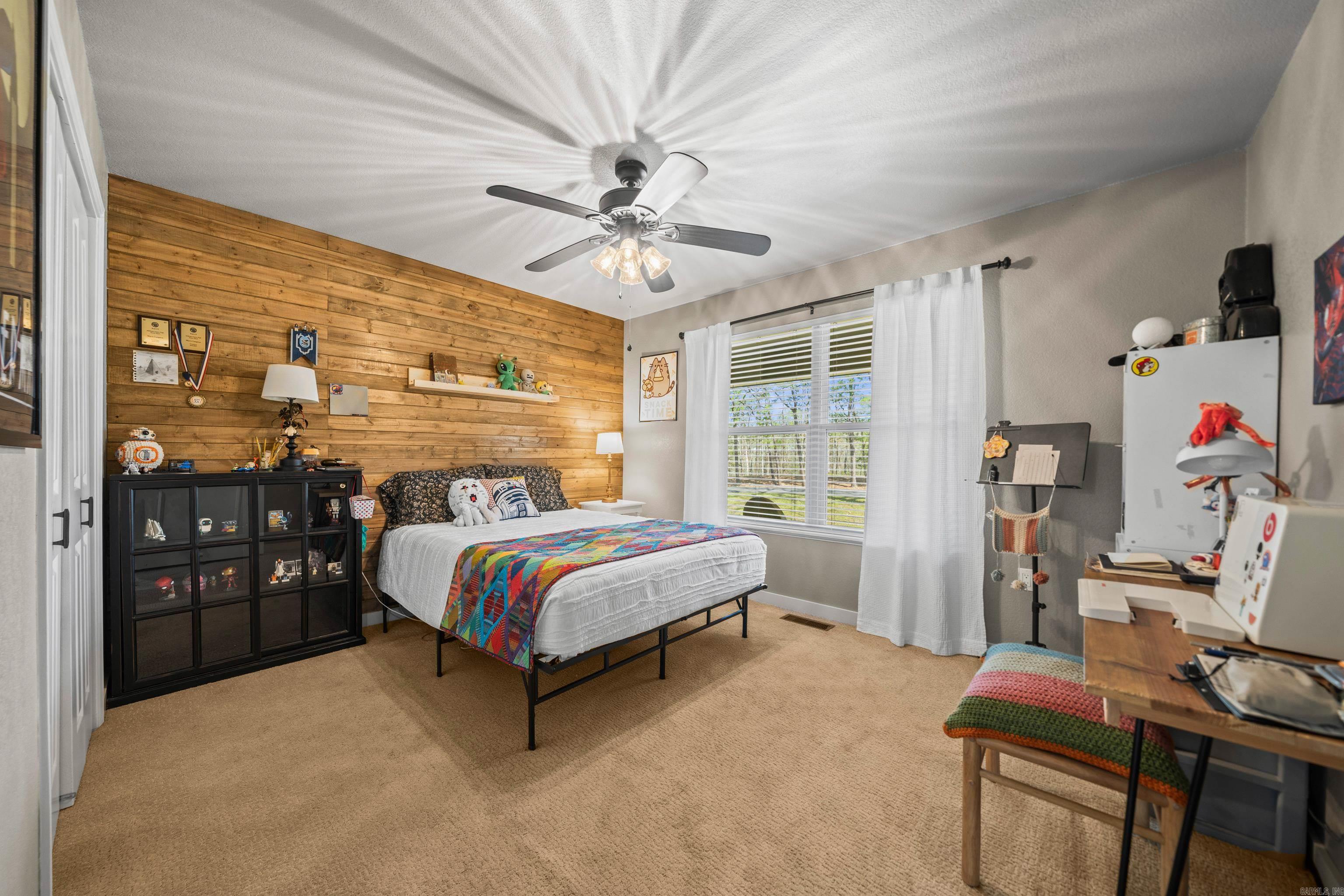 310 Rolling Acres