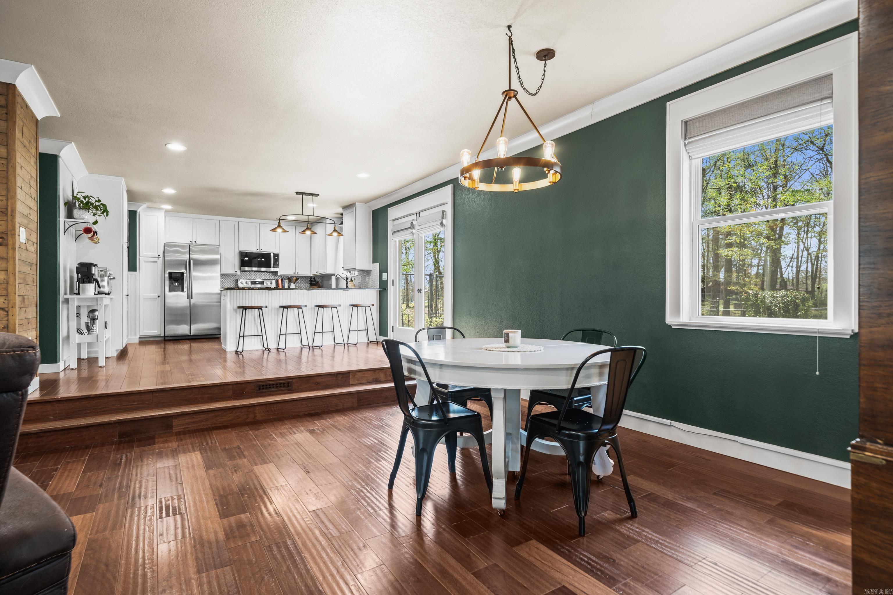 310 Rolling Acres