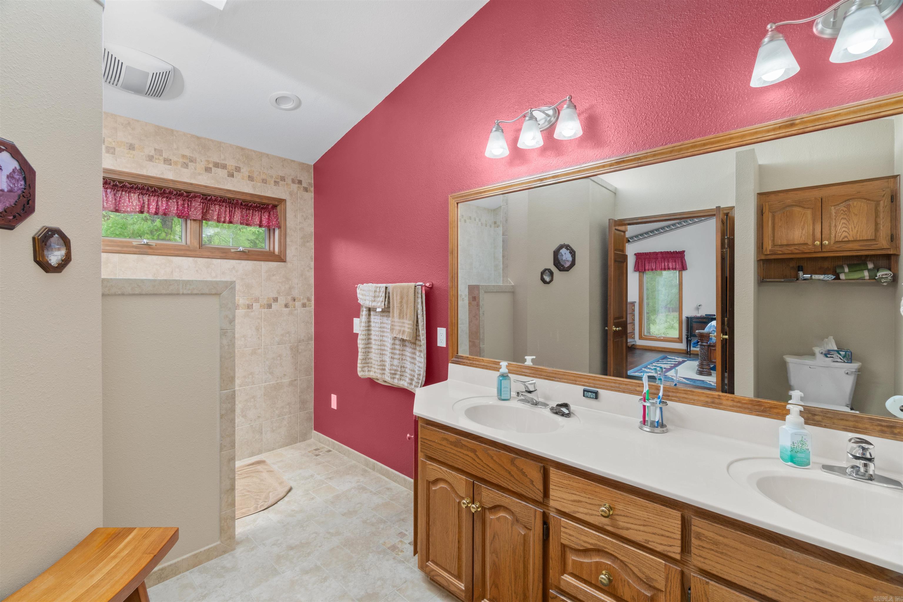 60 Ferdinand Way Way