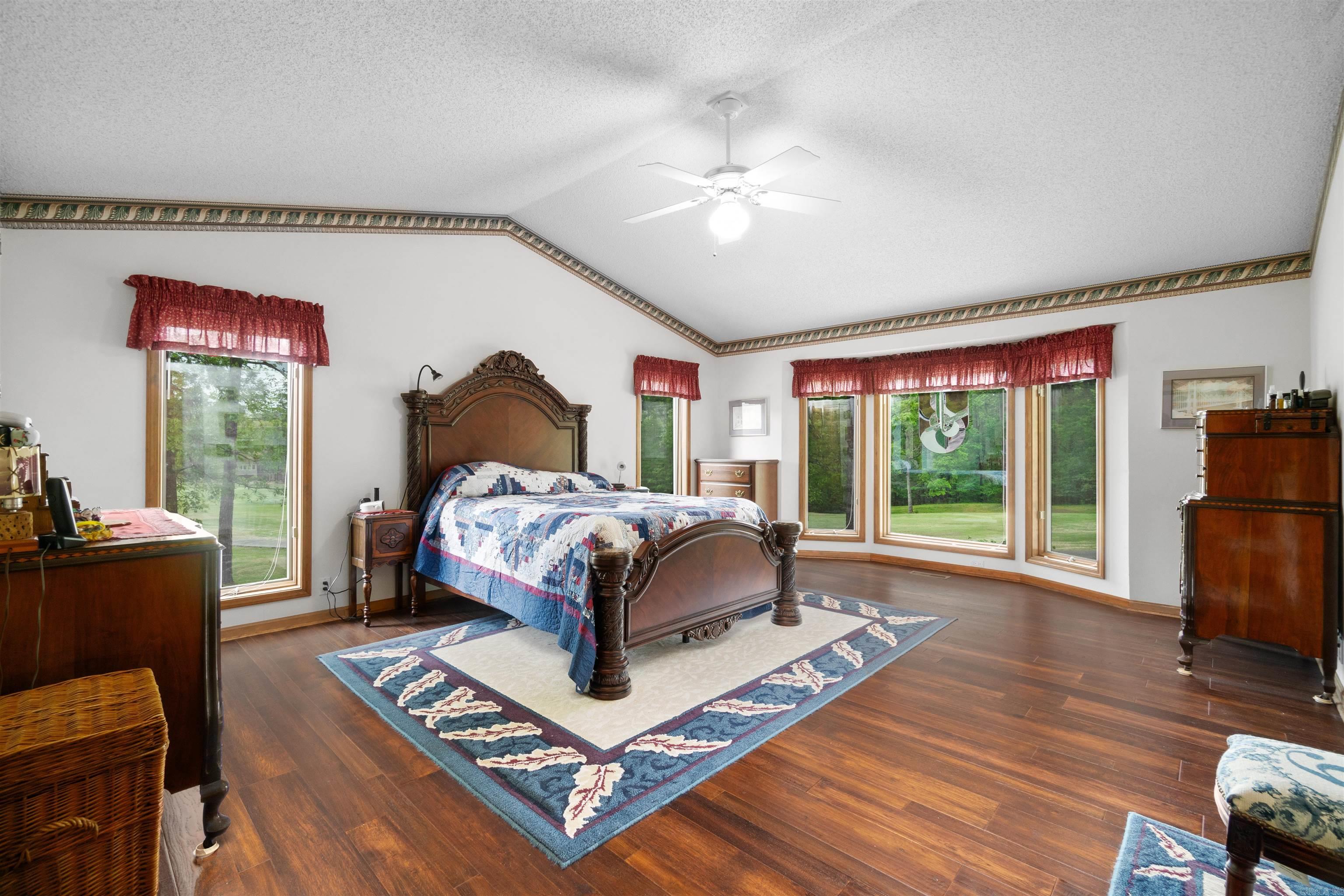 60 Ferdinand Way Way