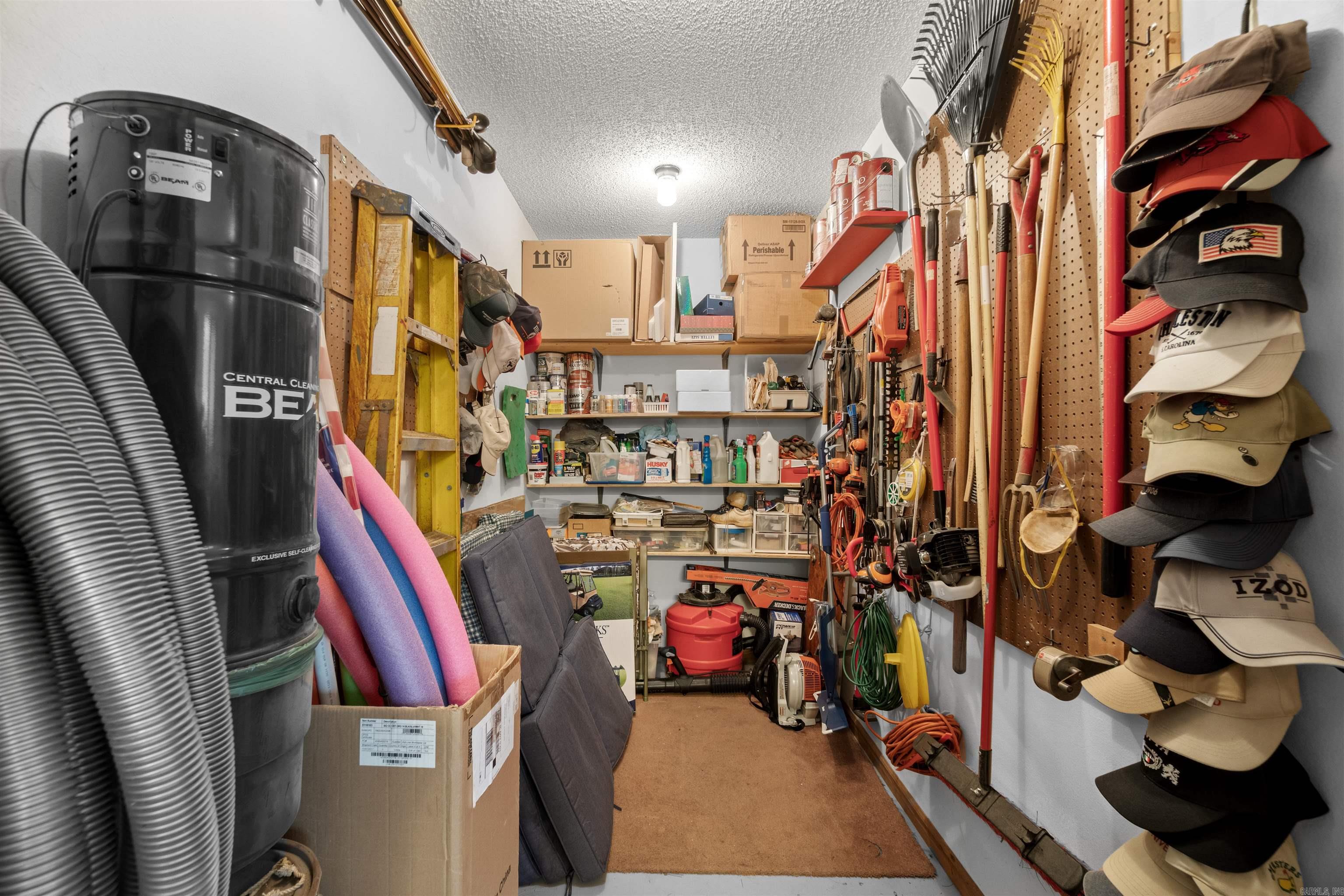 60 Ferdinand Way Way