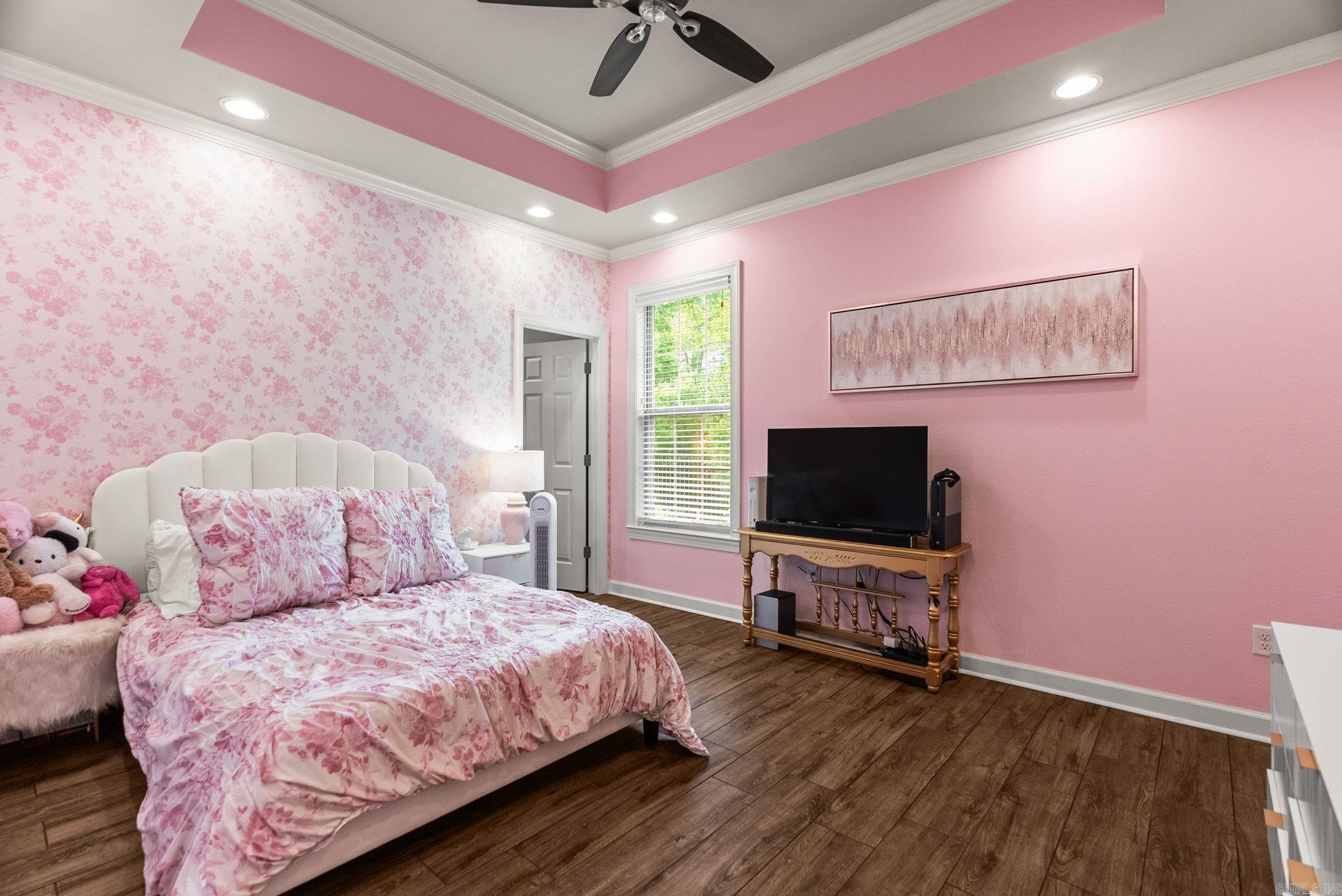 216 Lake Valley Drive