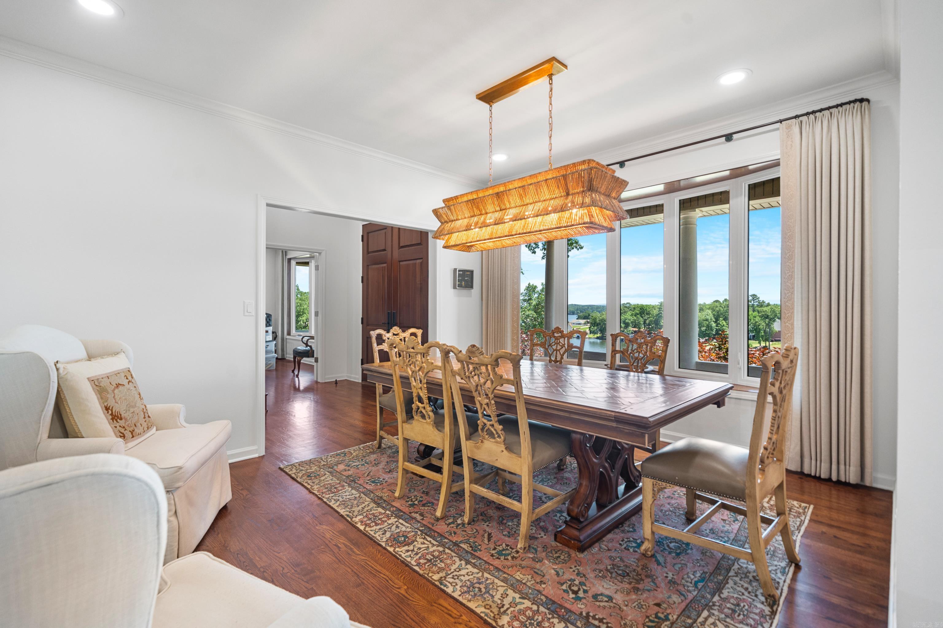3 Stonegate Point