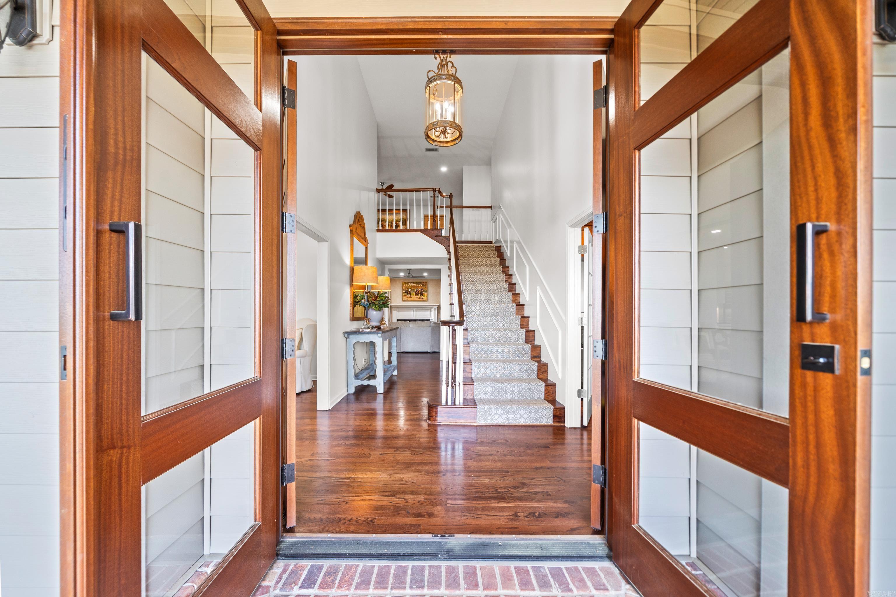 3 Stonegate Point