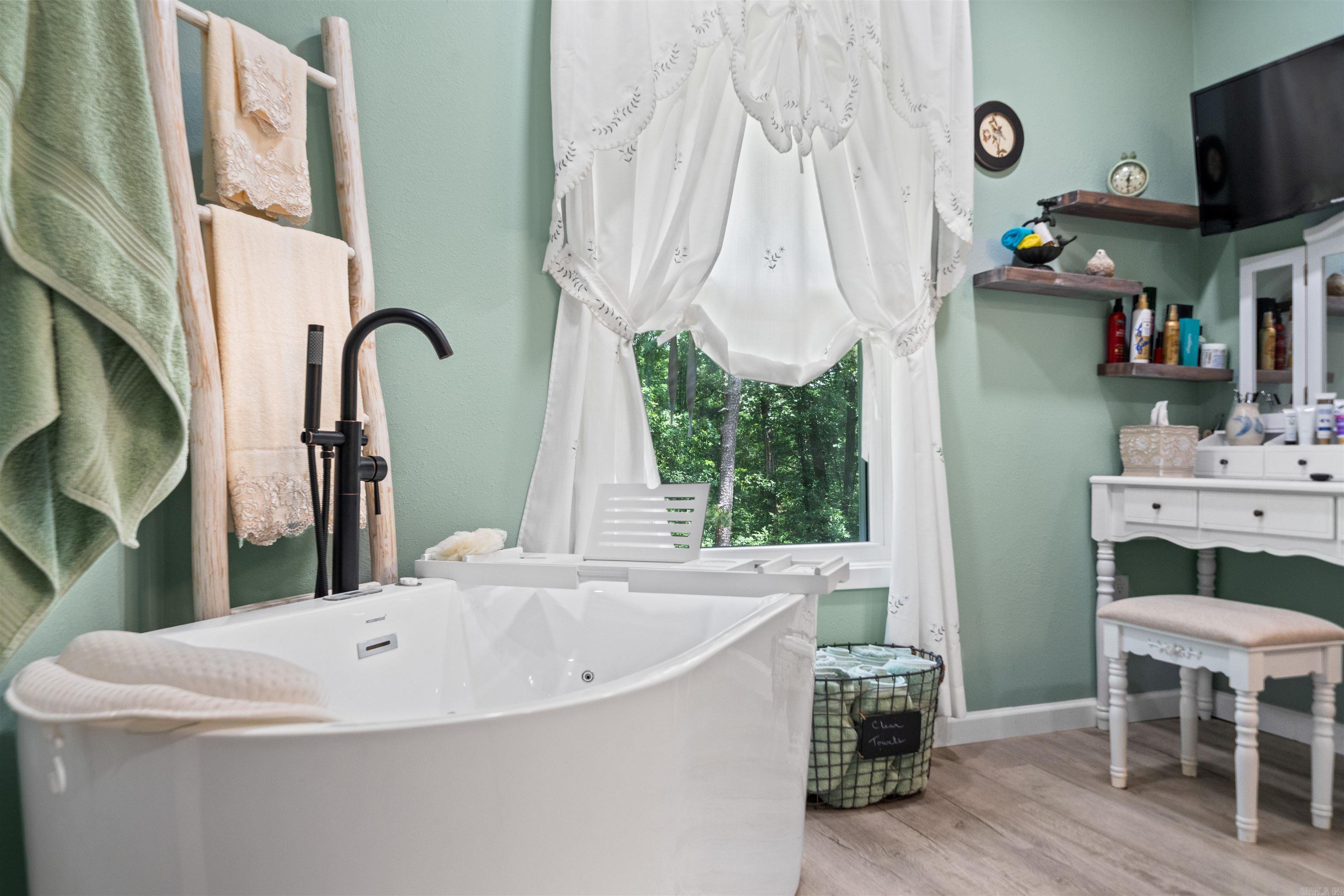 209 Squaw Valley Trail