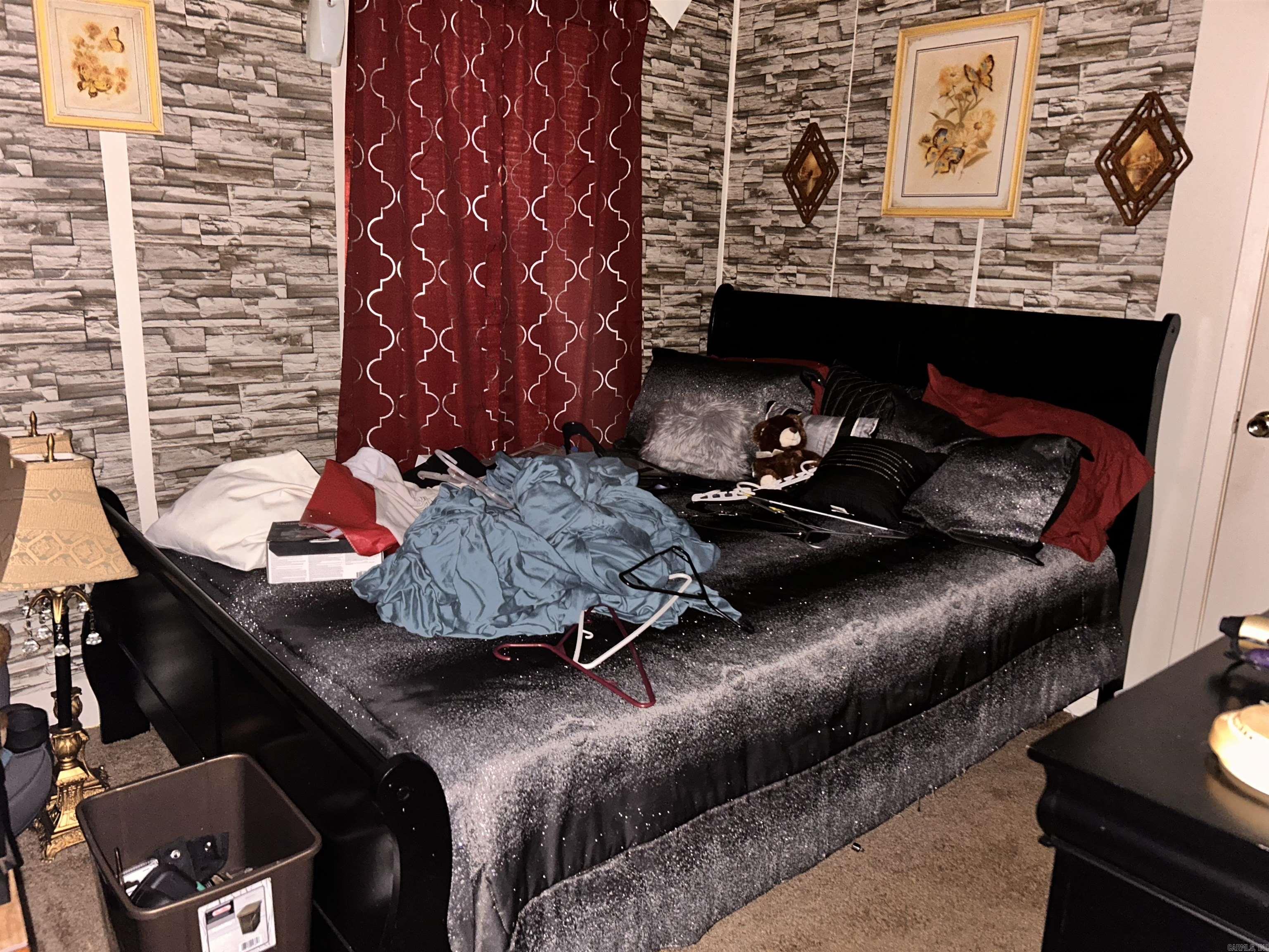 2597 Country Club RD