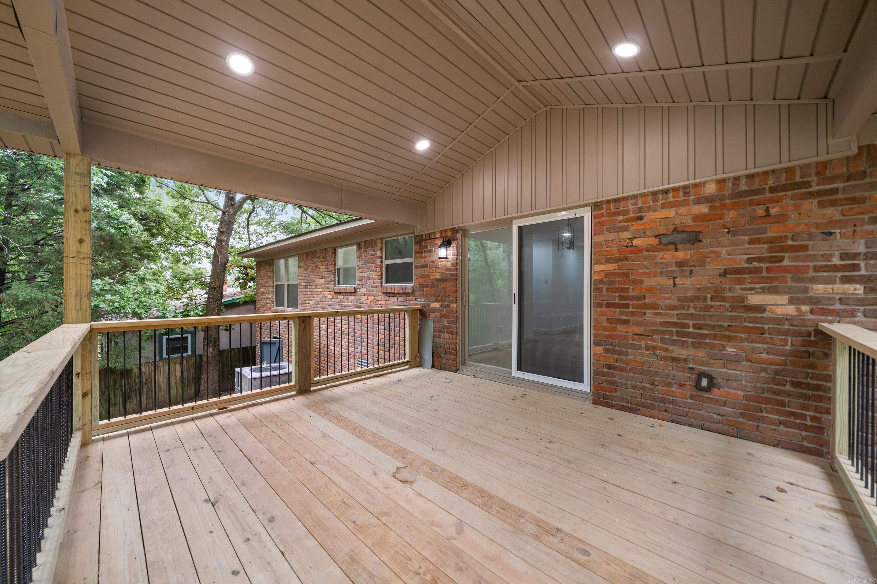 101 Southern Hills Drive