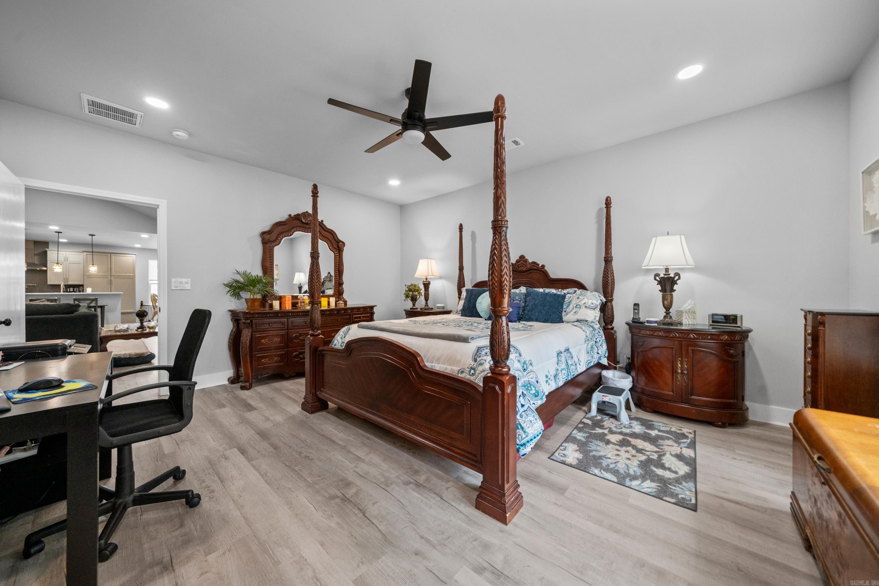 141 Ridgeway Place