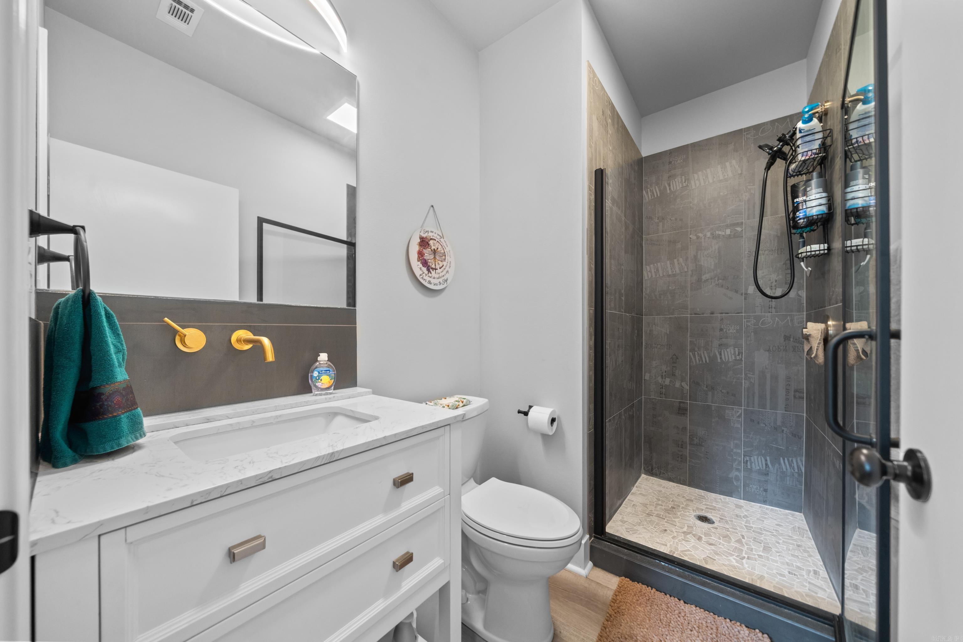 141 Ridgeway Place