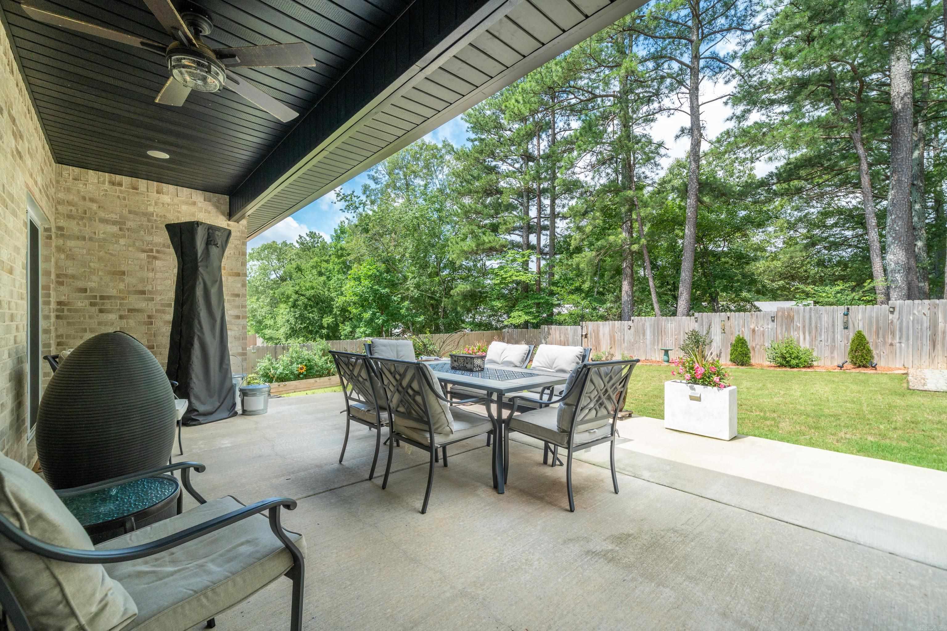 141 Ridgeway Place